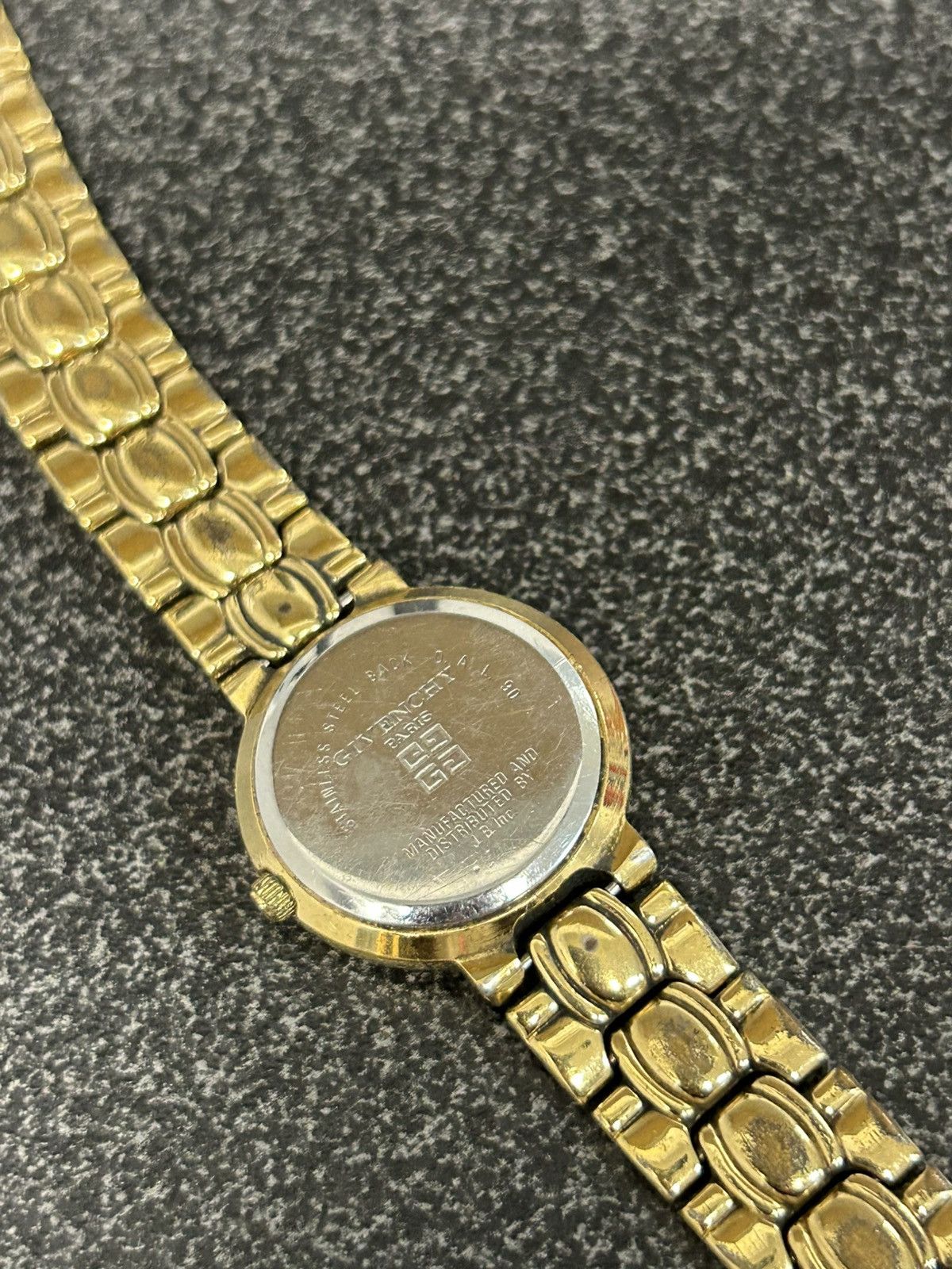 Givenchy Vintage givenchy watch Size ONE SIZE - 3 Thumbnail