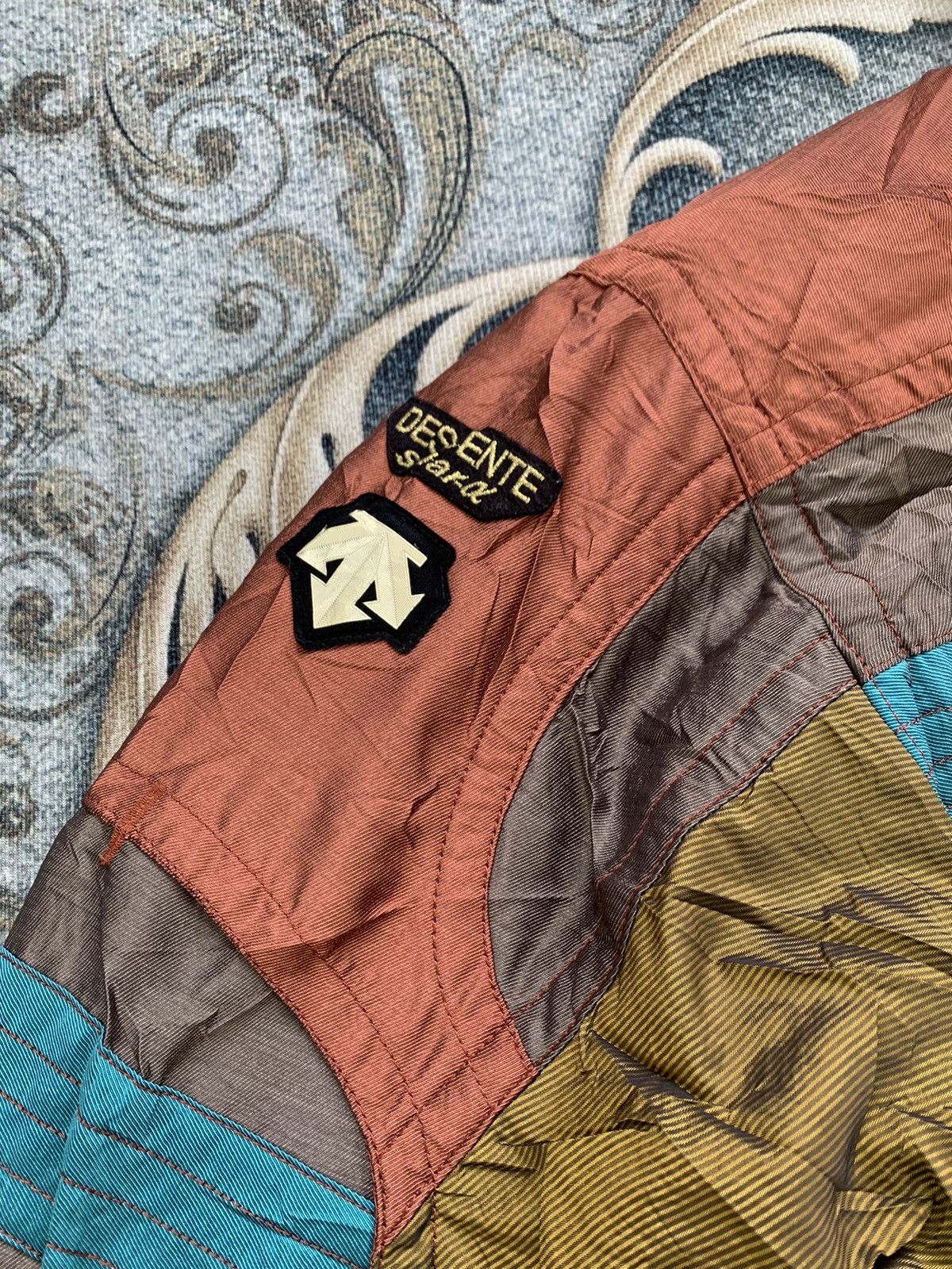 Descente × Vintage Vtg Descente Switzerland Suisse Ski Team Multicolour Jacket Size US L / EU 52-54 / 3 - 5 Thumbnail
