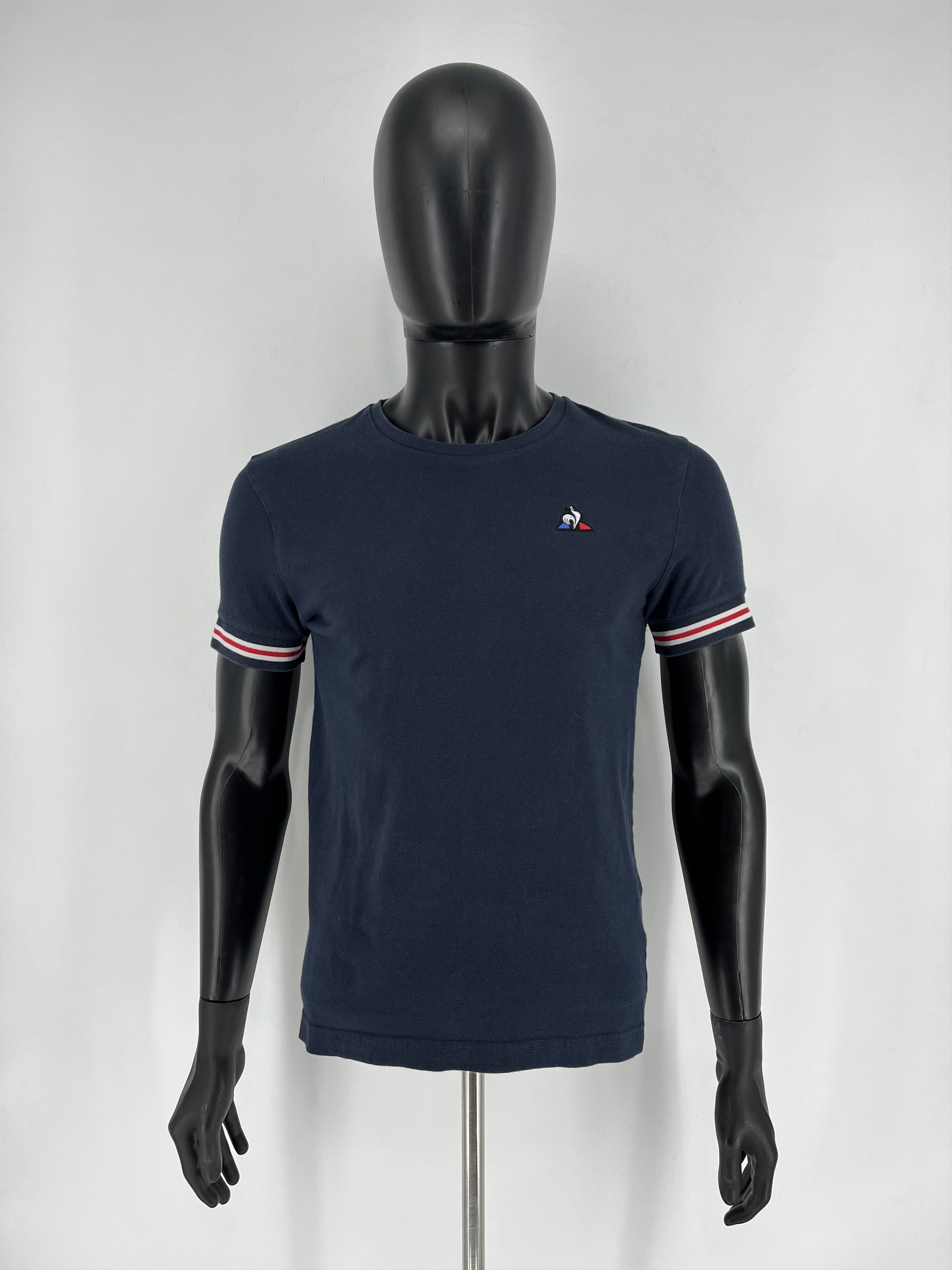 Le Coq Sportif × Vintage Vintage Y2K Le Coq Sportif Mini Logo T Shirt Size US S / EU 44-46 / 1 - 2 Thumbnail