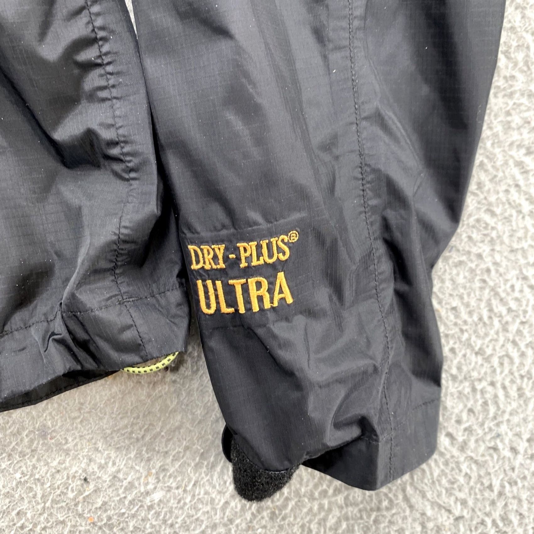 Vintage Cabela's Women’s Dry Plus Ultra Hooded Full Zip Jacket M Black Windbreaker Hoodie Size M / US 6-8 / IT 42-44 - 2 Thumbnail