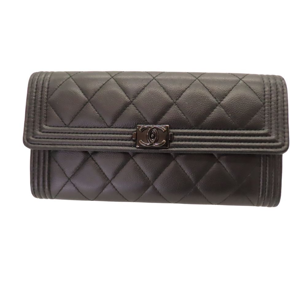 Chanel Chanel Chanel Boy Chanel Caviar Long Wallet Leather Long Wallet A80286 DUTY FREE for USA Size ONE SIZE - 1 Thumbnail