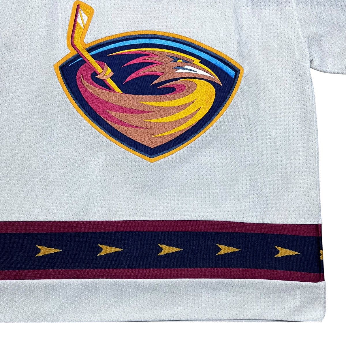 Ccm Vintage NHL Atlanta Thrashers CCM Men’s Hockey Jersey Sz M Size US M / EU 48-50 / 2 - 6 Thumbnail