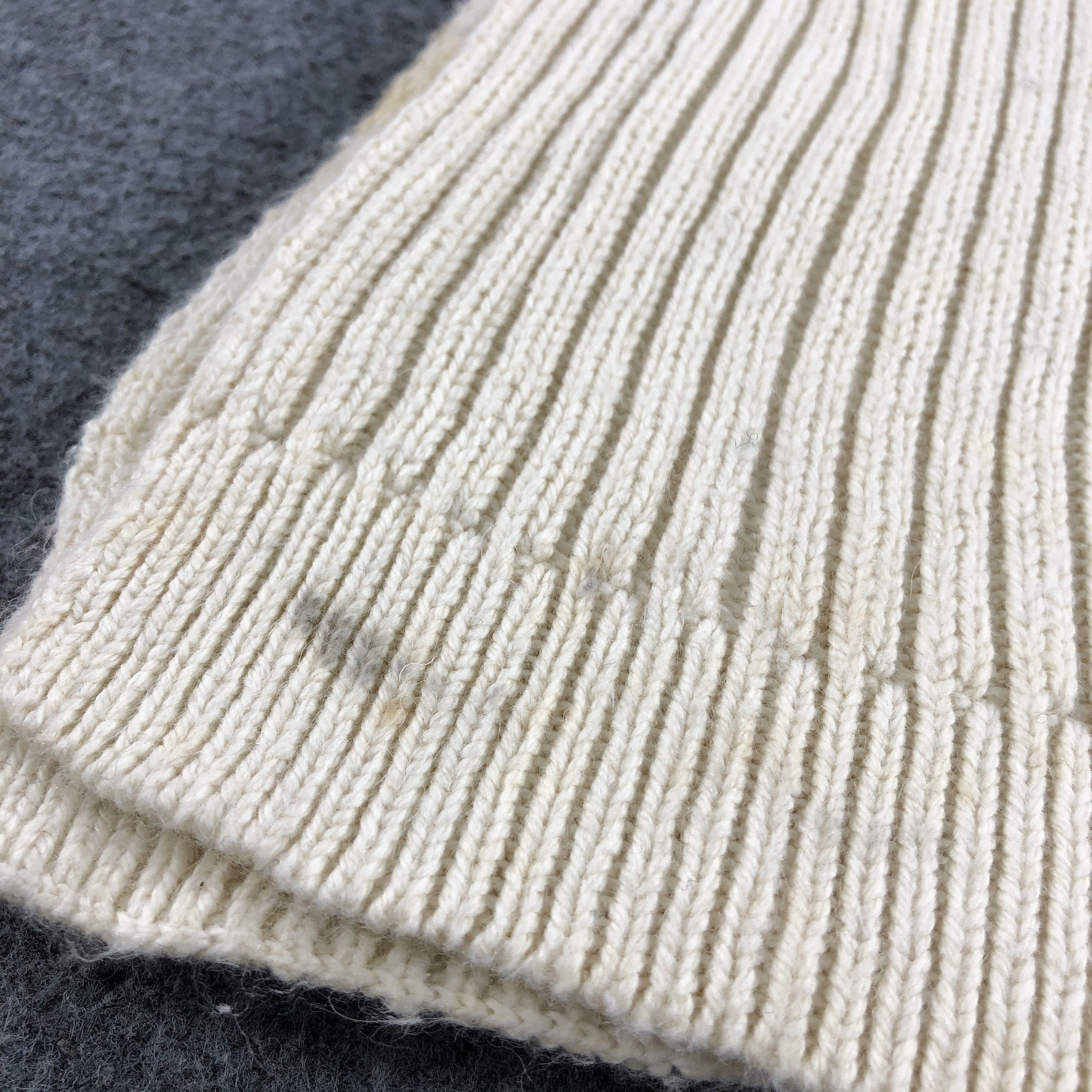 Victorinox Victorinox Pleated Wool Scarf Muffler V687 Size ONE SIZE - 6 Thumbnail