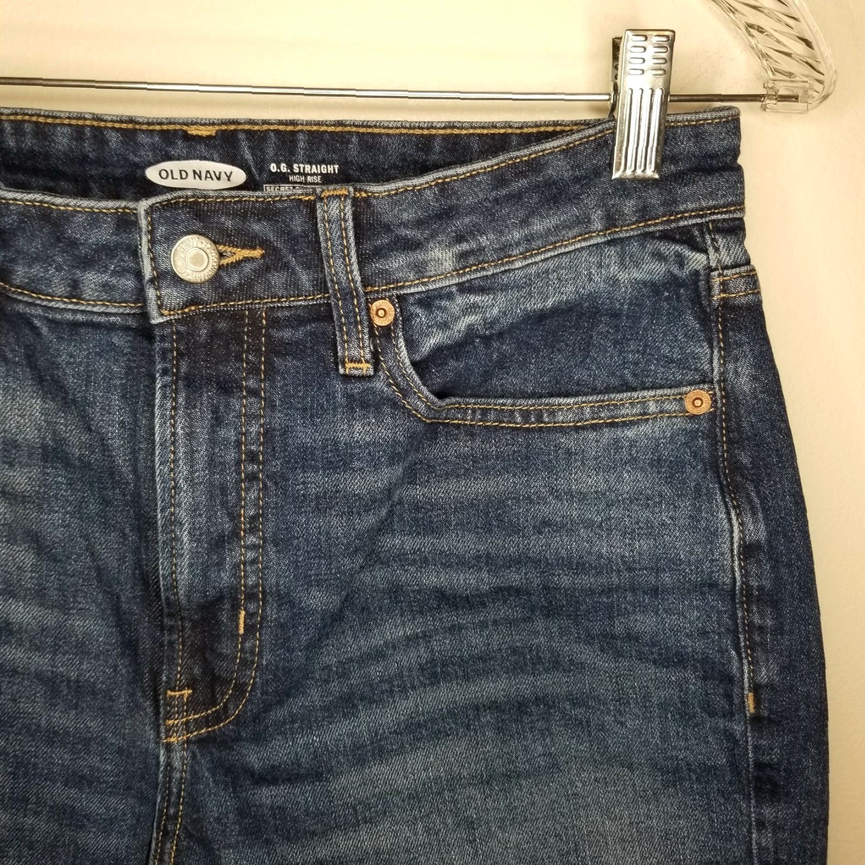 Old Navy OLD NAVY Women's Blue Cut-Off Jeans Size 8 Regular Size 30" / US 8 / IT 44 - 2 Thumbnail