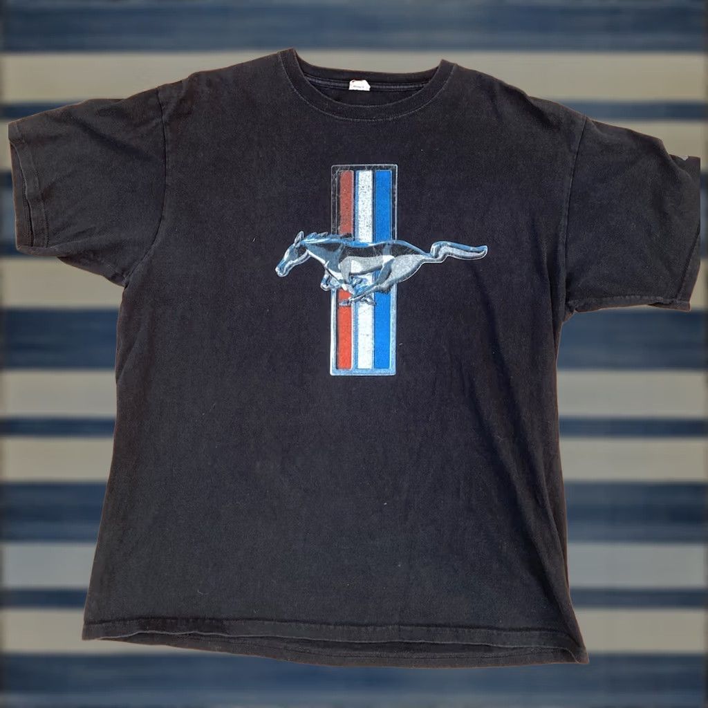 Anvil VINTAGE Ford Mustang Emblem Classic Logo T-Shirt XL Black Mens Graphic Tee Cars 90s Size US XL / EU 56 / 4 - 1 Thumbnail