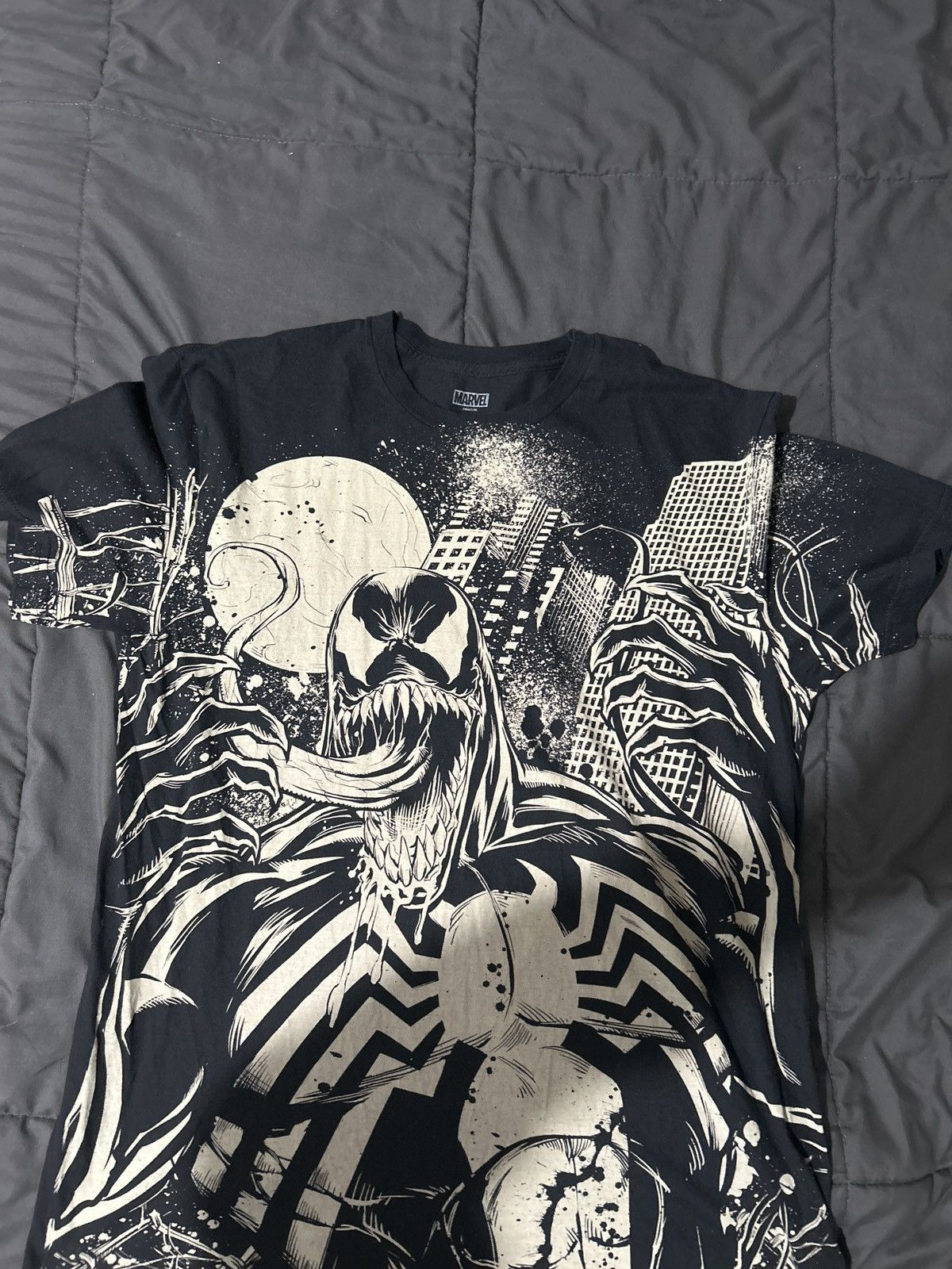 Marvel Comics Marvel Venom Spiderman Tee Shirt Size US L / EU 52-54 / 3 - 1 Thumbnail