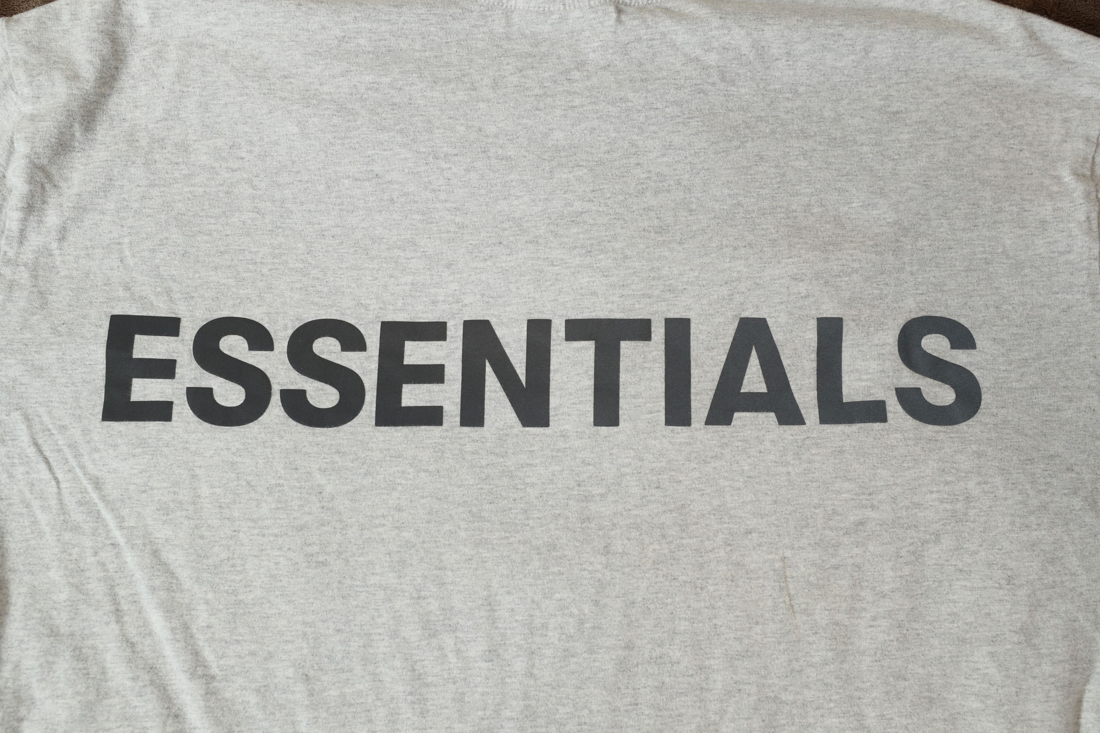 Fear of God Fear of God Essentials 3m Logo Reflective Boxy Tee (XL) Size US XL / EU 56 / 4 - 11 Thumbnail