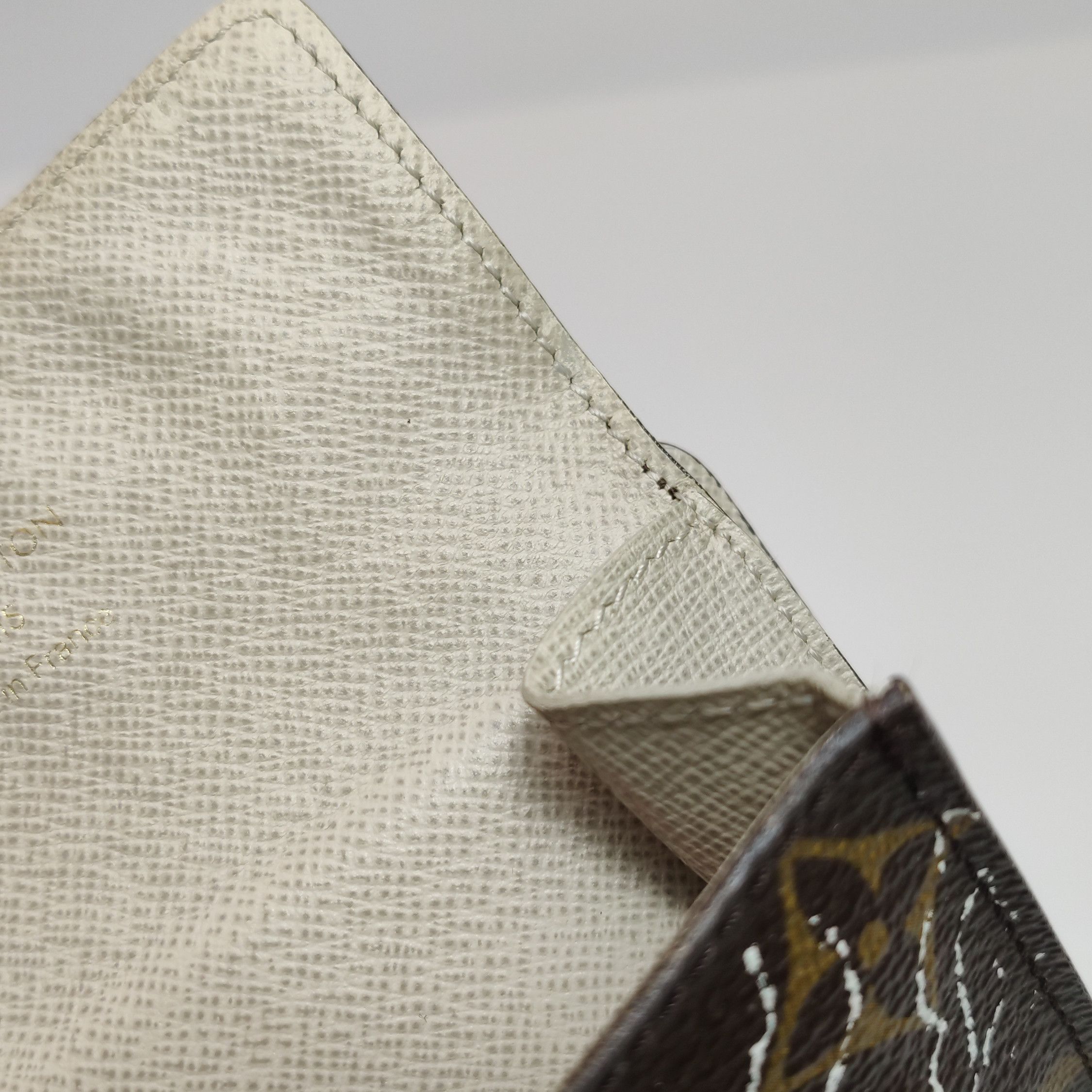 Louis Vuitton Louis Vuitton (LV) Cowhide Monogram Printed Floral Wallet - Size ONE SIZE - 2 Thumbnail