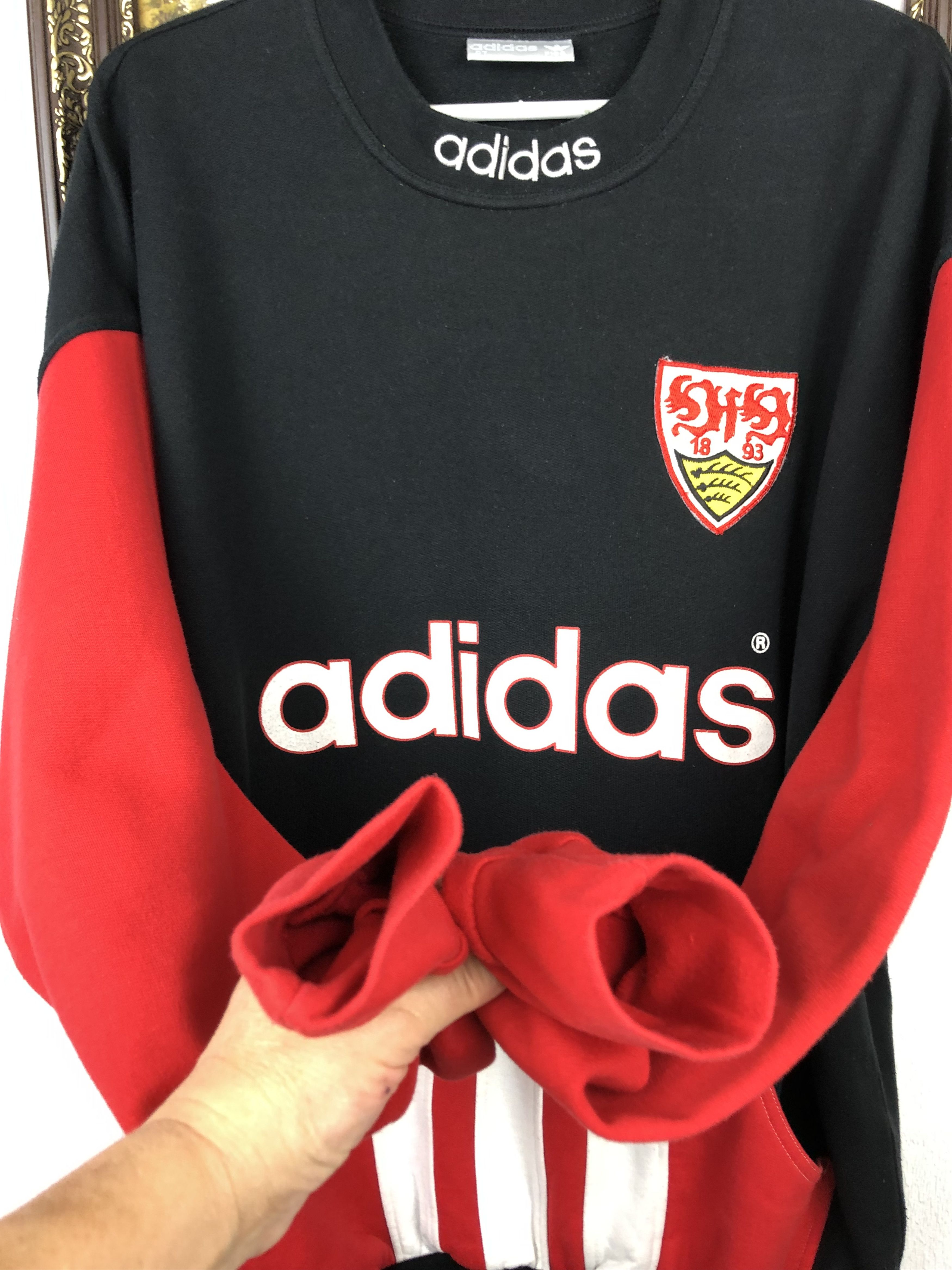 Adidas Vintage Adidas Stuttgart Football Sweatshirt Soccer Jacket Size US L / EU 52-54 / 3 - 6 Thumbnail