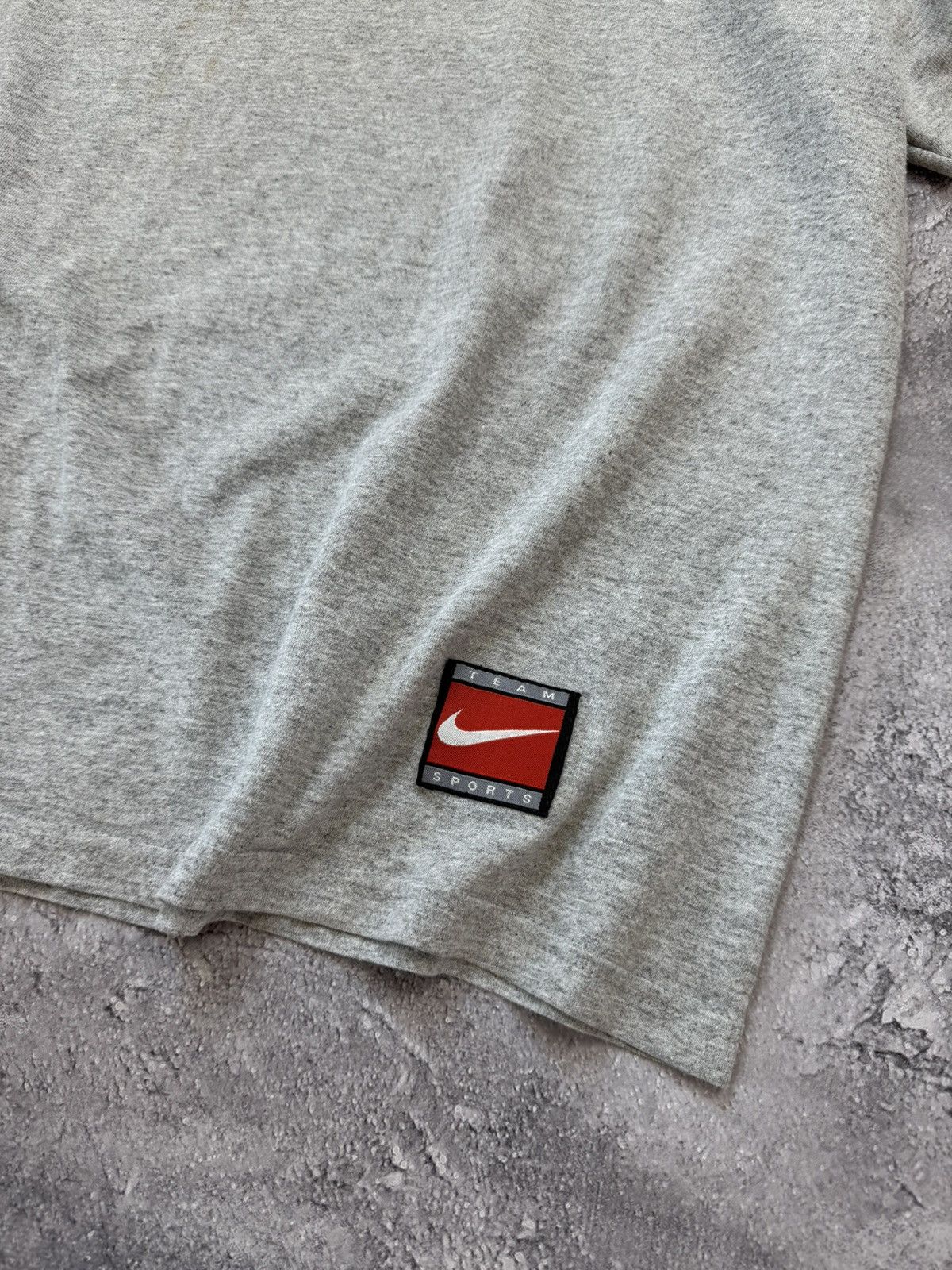 Nike Vintage 90s Nike Lakers NBA Basketball T-Shirt Y2K Rare Tee Size US M / EU 48-50 / 2 - 10 Thumbnail