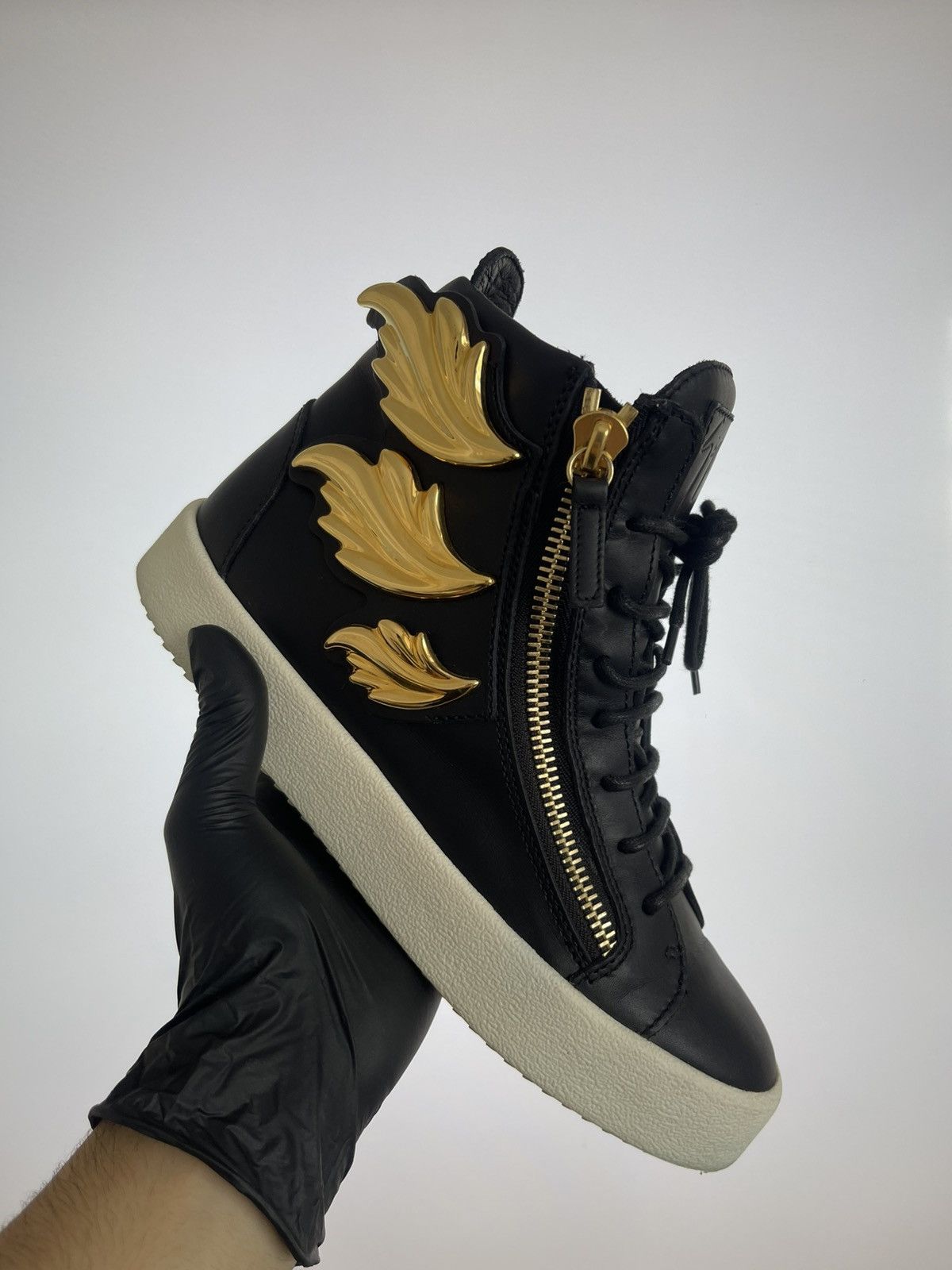 Giuseppe Zanotti Giuseppe Zanotti Wings High Top Size US 6 / EU 39 - 1 Thumbnail