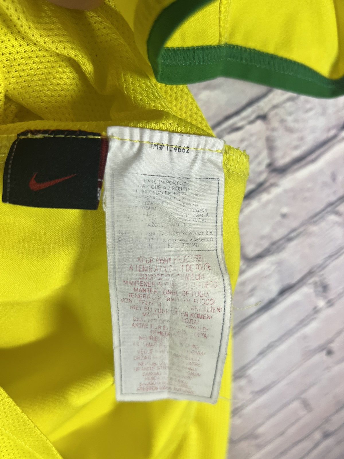 Nike Jersey Kaka Brazil x Nike Size US M / EU 48-50 / 2 - 7 Thumbnail