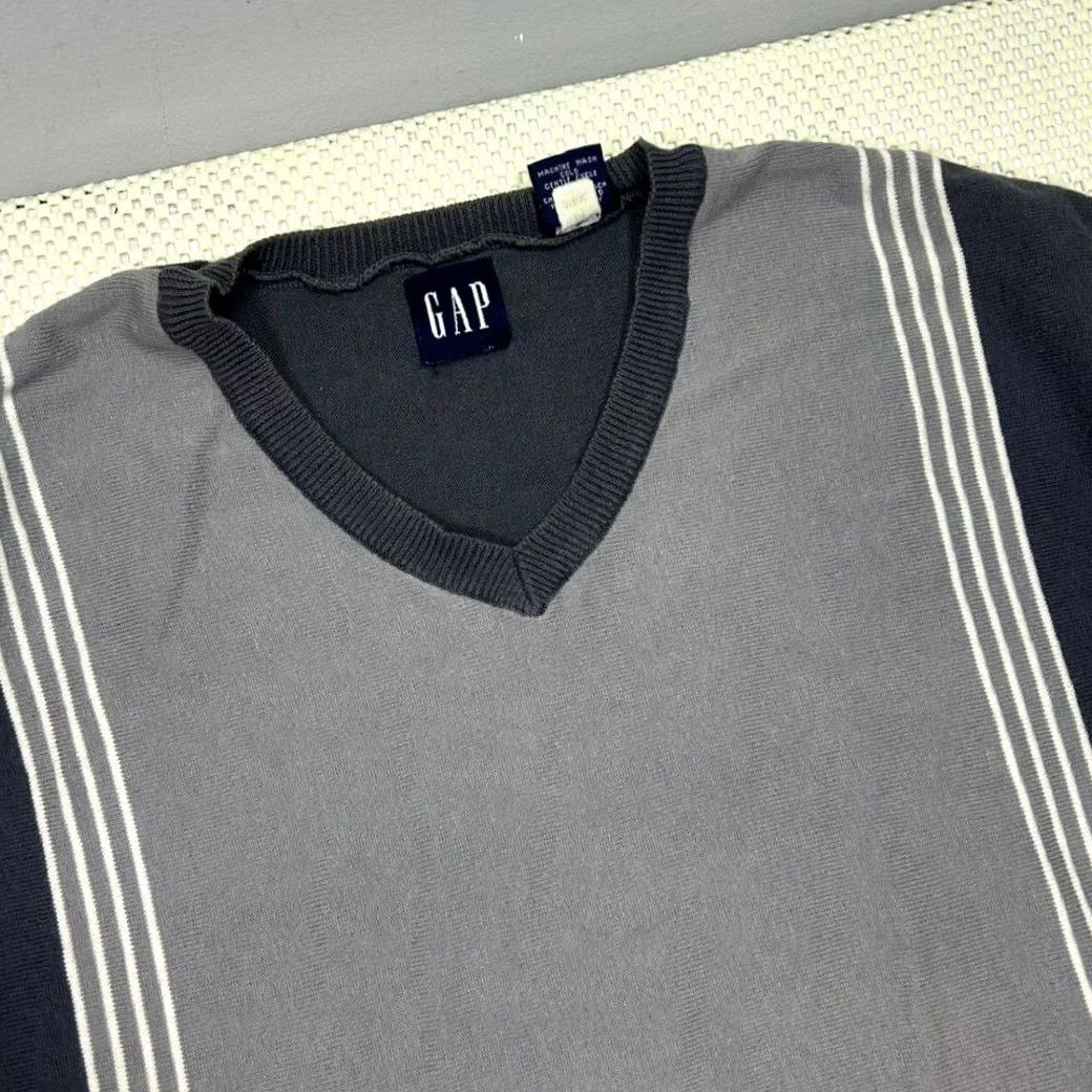 Gap VINTAGE GAP V-Neck T-Shirt Striped Gray Casual Short Sleeve Top Mens XXL Size US XXL / EU 58 / 5 - 3 Thumbnail