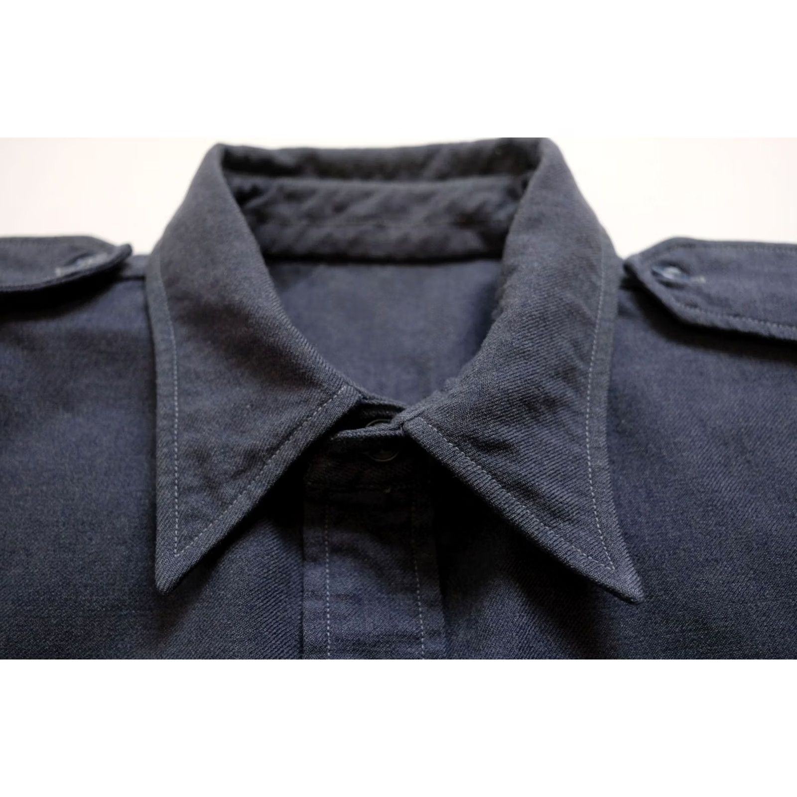 Etro VINTAGE MILITARY SHIRT CASUAL BUTTON DOWN AIR FORCE NAVY BLUE SZ LG Size US L / EU 52-54 / 3 - 6 Thumbnail