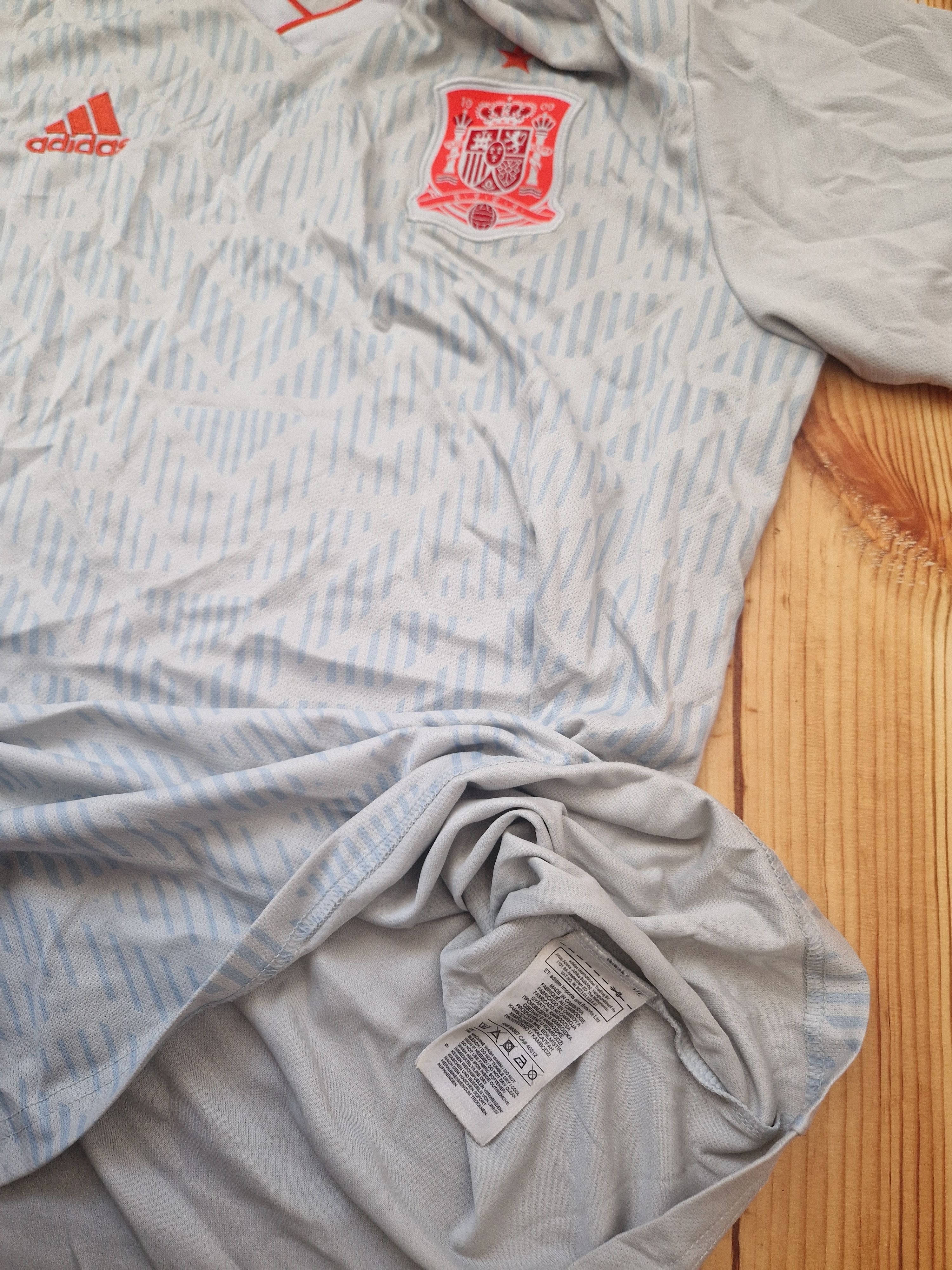 Adidas Spain 2018/19 Away Jersey Adidas BR2697 World Cup Football Size US M / EU 48-50 / 2 - 8 Thumbnail