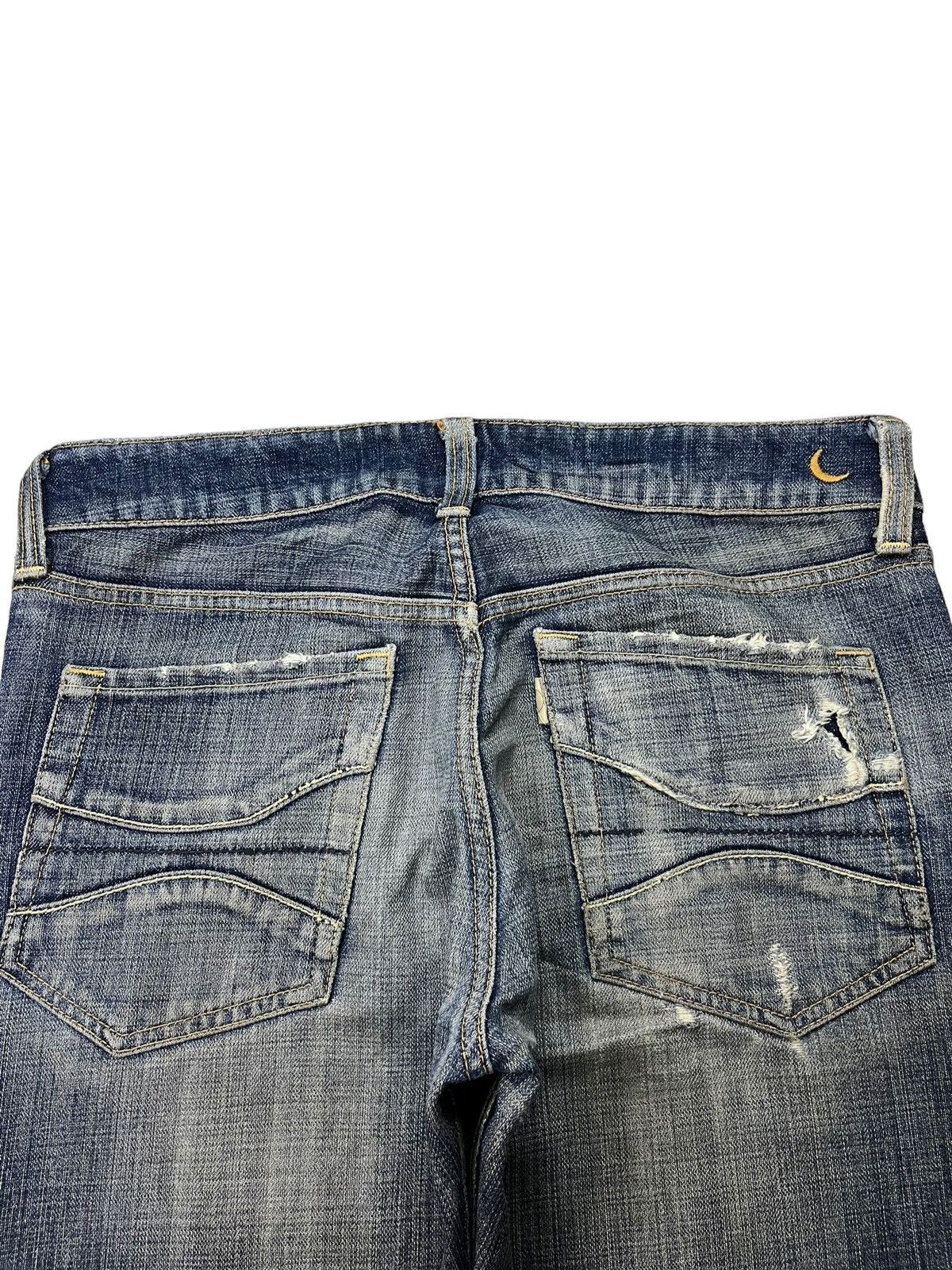 Japanese Brand Vintage Japanese Brand Mud Wash Rip Distressed Flare Jeans Size US 32 / EU 48 - 8 Thumbnail