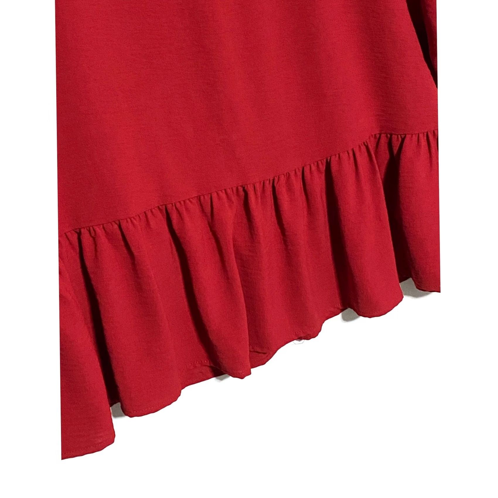 Vintage ee:some Red Blouse Top Dolman Sleeve Ruffle Hem Womens Medium Polyester Shirt Womens Medium Blouse Red Dolman Sleeve Ruffle Hem Tee? Size M / US 6-8 / IT 42-44 - 4 Thumbnail