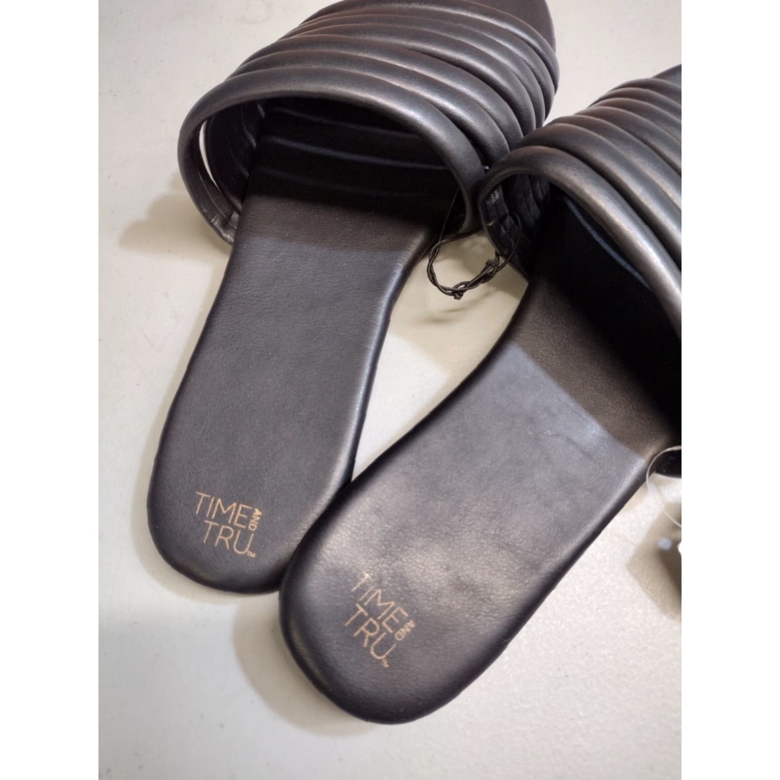 Vintage Time and Tru Women's Black Multi-Band Slide Flat Sandals Memory Foam Size 10 Size US 10 / IT 40 - 6 Thumbnail