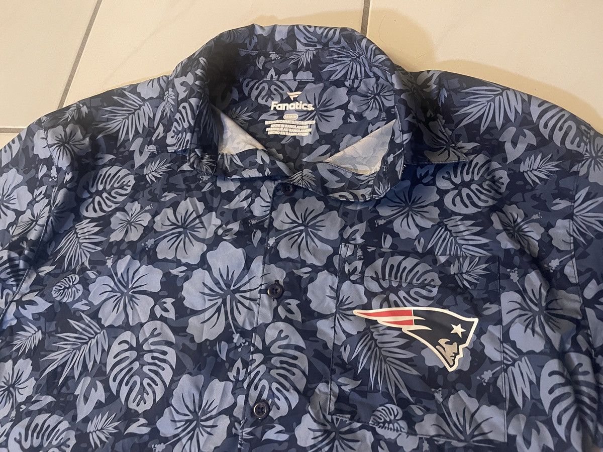 Other New England Patriots Shirt Medium Blue Fanatics Hawaiian NFL Size US M / EU 48-50 / 2 - 2 Thumbnail