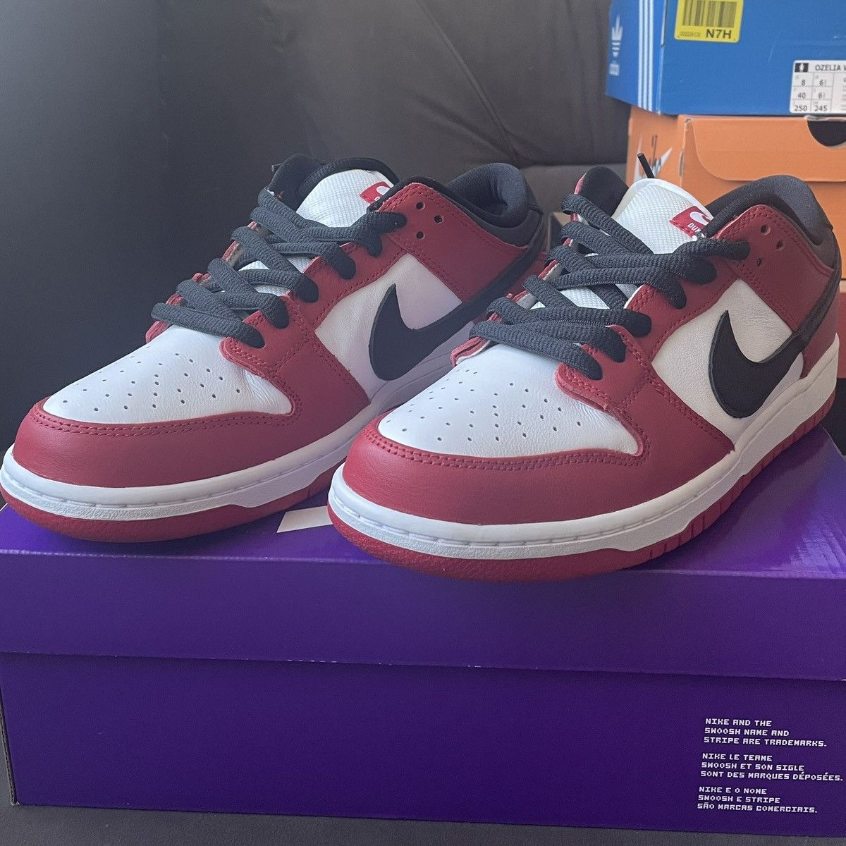 Nike SB Nike SB Dunk Low Pro J-Pack "Chicago" Size US 10 / EU 43 - 4 Thumbnail