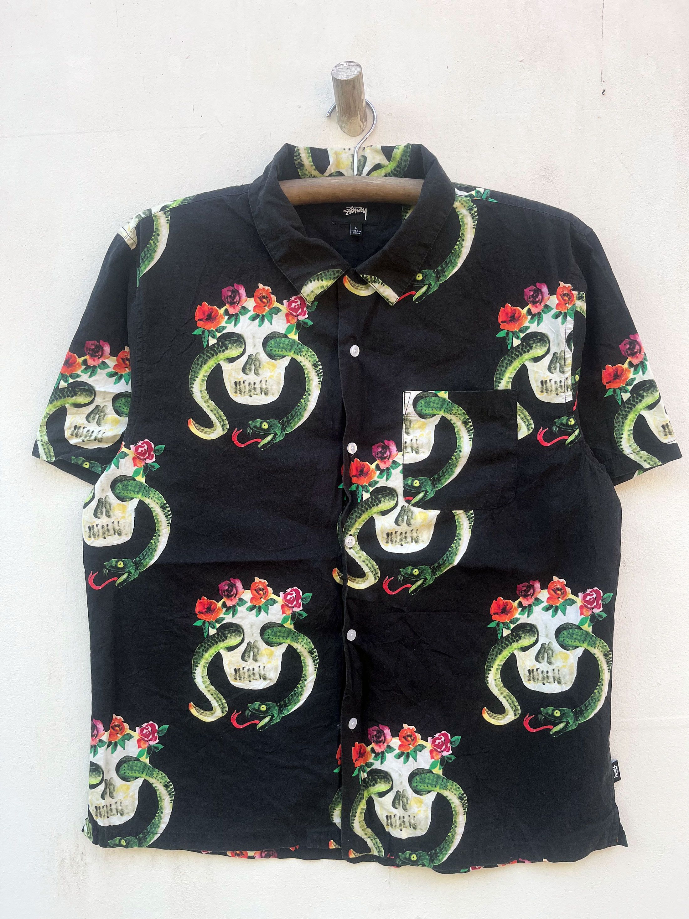 Stussy Stussy Skull Snake Aloha Hawaiian Hawaii Camp Skateboarding Size US L / EU 52-54 / 3 - 1 Thumbnail