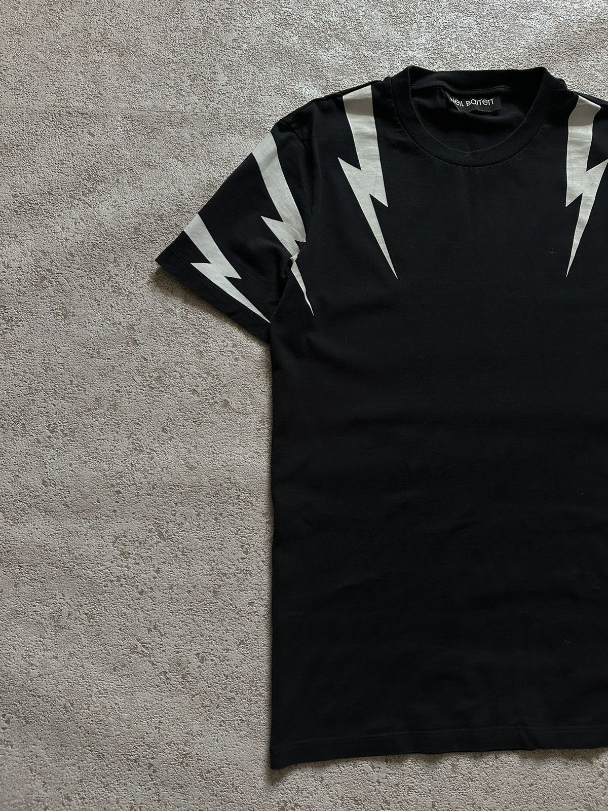 Neil Barrett NEIL BARRETT THUNDER BOLT T-SHIRT Size US S / EU 44-46 / 1 - 2 Thumbnail