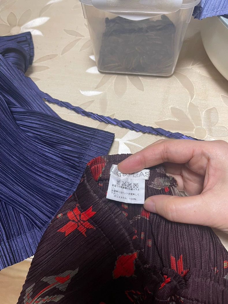 Issey Miyake Issey Miyake size:4 A red long skirt Size 33" - 2 Thumbnail