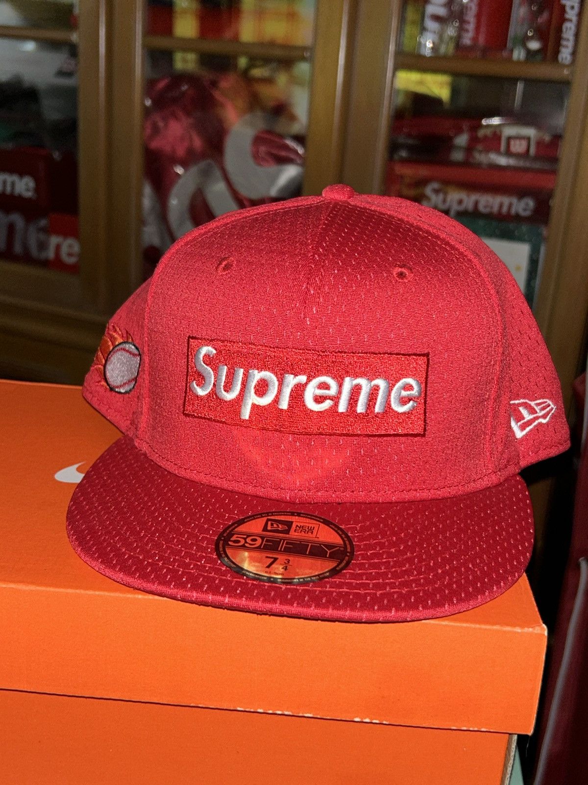 Supreme Mesh Box Logo New Era Hat SS18 NEW WITH TAGS 7 3/4