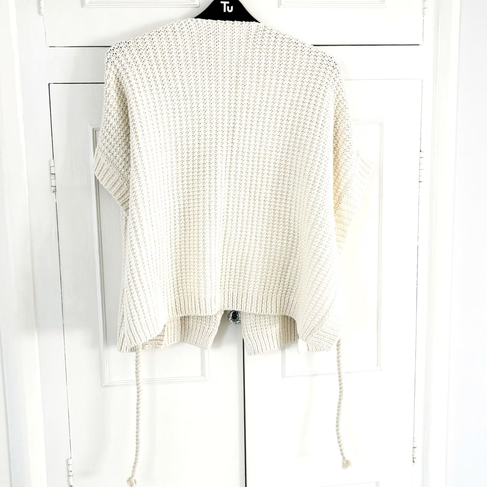 Roper MARIE SIXTINE Chunky Knit Poncho M/L Womens Size Vanilla Rope Belt - Dallas, BNWT Size ONE SIZE - 2 Thumbnail