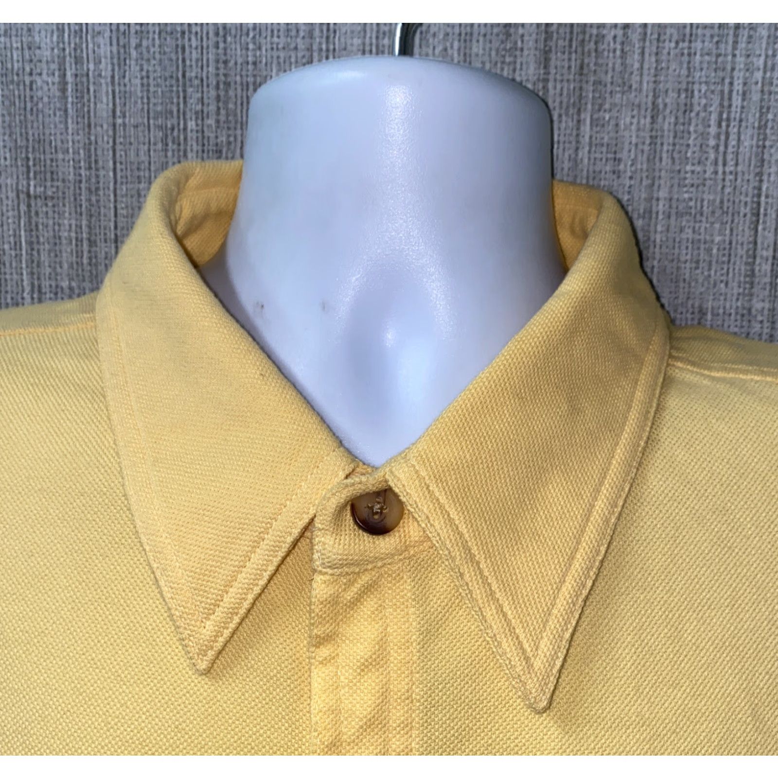 Duluth Trading Company Duluth Trading Co Shirt Mens 2XL Yellow Short Sleeve Button-Front Collared Cotton Shirt Regular Fit Size US XXL / EU 58 / 5 - 3 Thumbnail