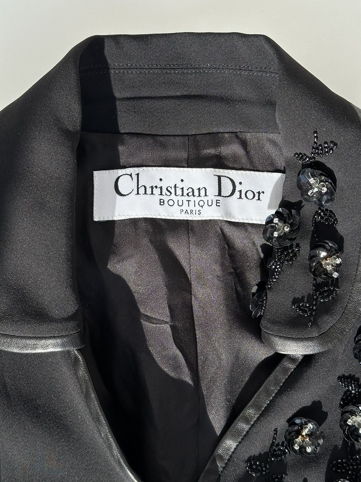 Dior DIOR Beaded Jacket Embroidered with Pearl Celluloid Flowers Size M / US 6-8 / IT 42-44 - 3 Thumbnail