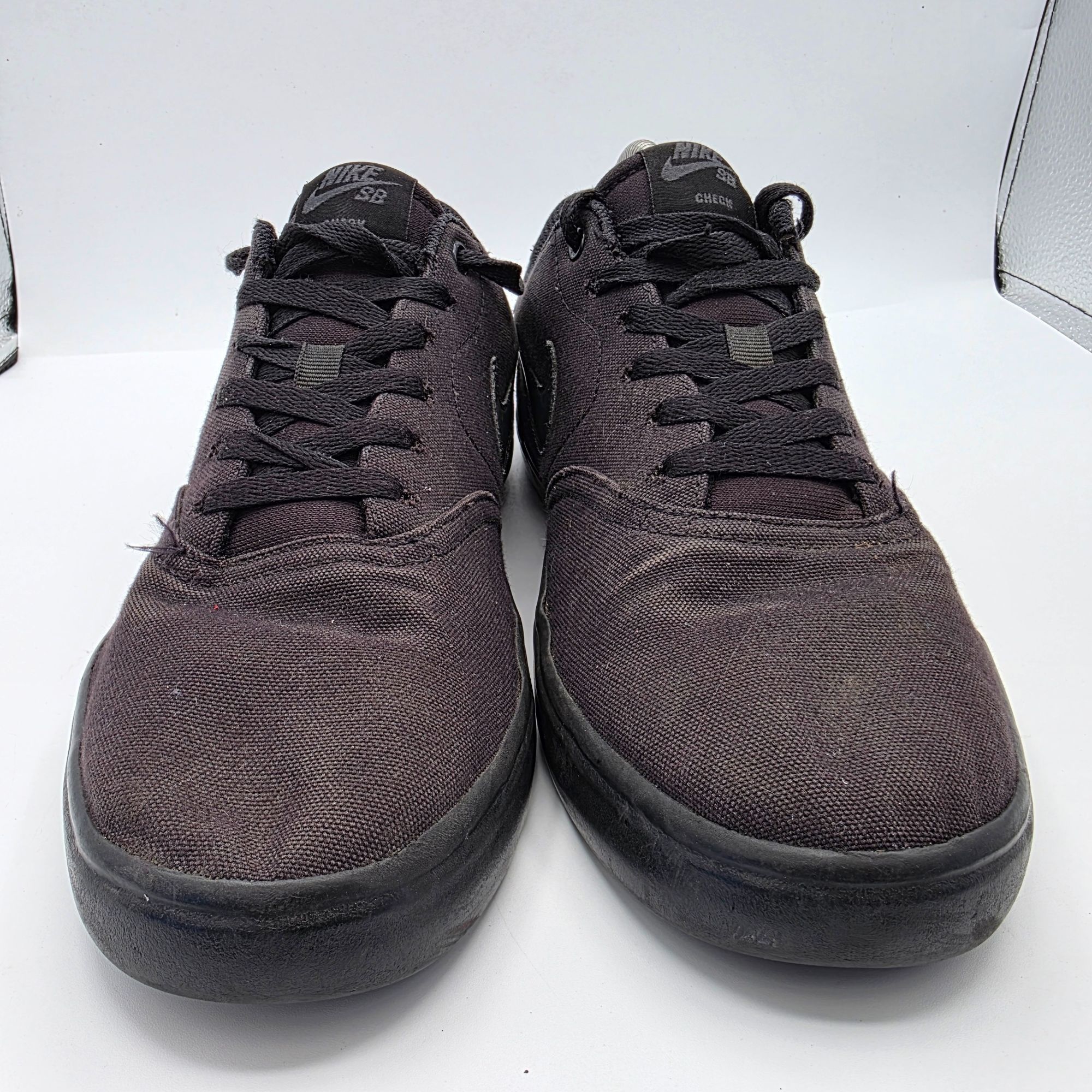 Nike Nike SB Check Solarsoft Mens Size 9.5 Triple Black Sneaker S Size US 9.5 / EU 42-43 - 2 Thumbnail