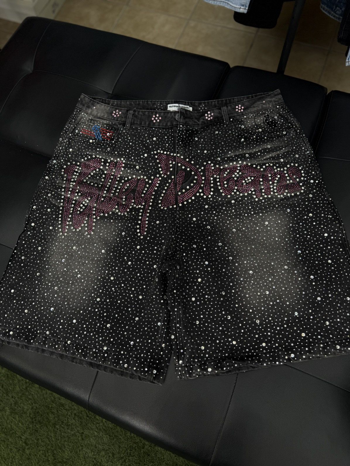 Vale Vale Valley Dreams Rhinestone Shorts Size 40 Size US 40 / EU 56 - 1 Thumbnail