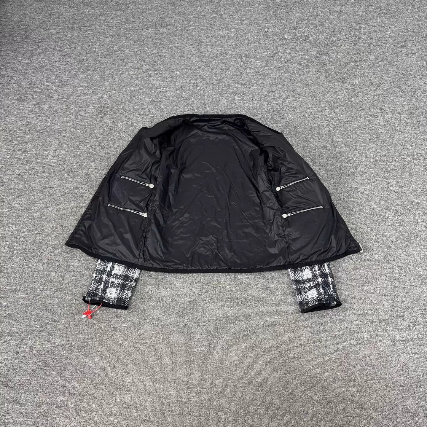 Chanel Chanel Black & White Check Tweed Reversible Short Jacket Size XS / US 0-2 / IT 36-38 - 3 Thumbnail