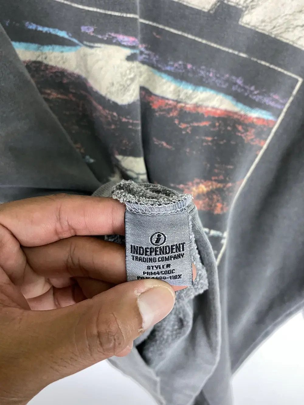 Vintage Independent ILLENIUM Hoodies