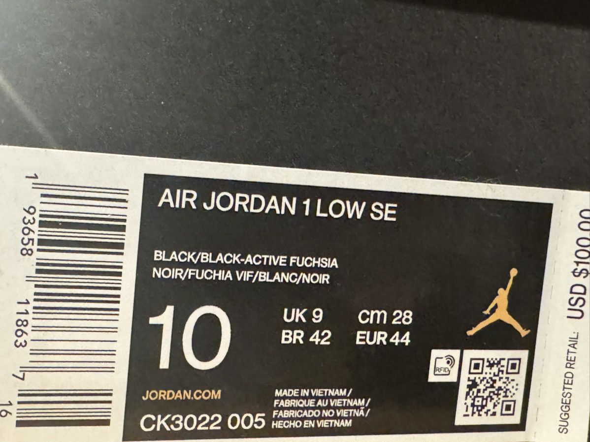 Jordan Brand 10 SHIPS FAST Jordan 1 Low Fuchsia Pink White Toe OG SE 3 4 Size US 10 / EU 43 - 9 Thumbnail