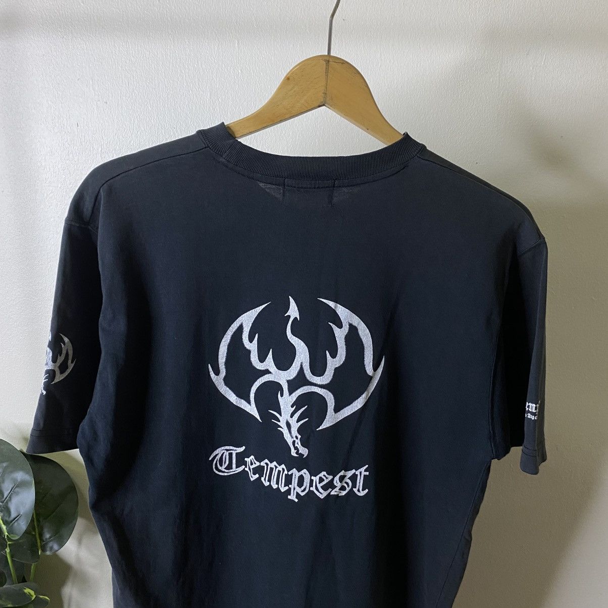 Vintage Y2K Tempest Los Angeles Skateboard Dragon Graphic Skater Tee Size US M / EU 48-50 / 2 - 2 Thumbnail