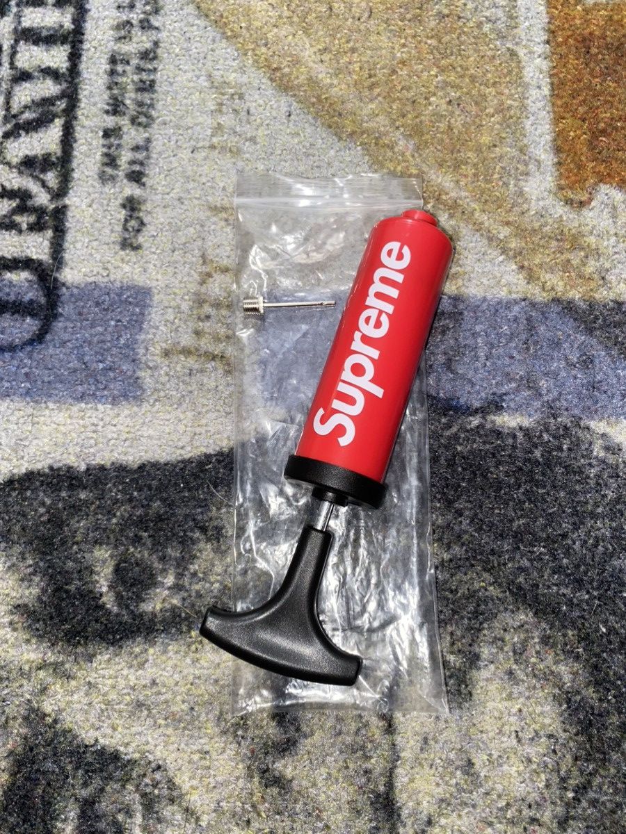 Supreme Supreme Basketball Pump and Needle Size ONE SIZE - 1 Thumbnail