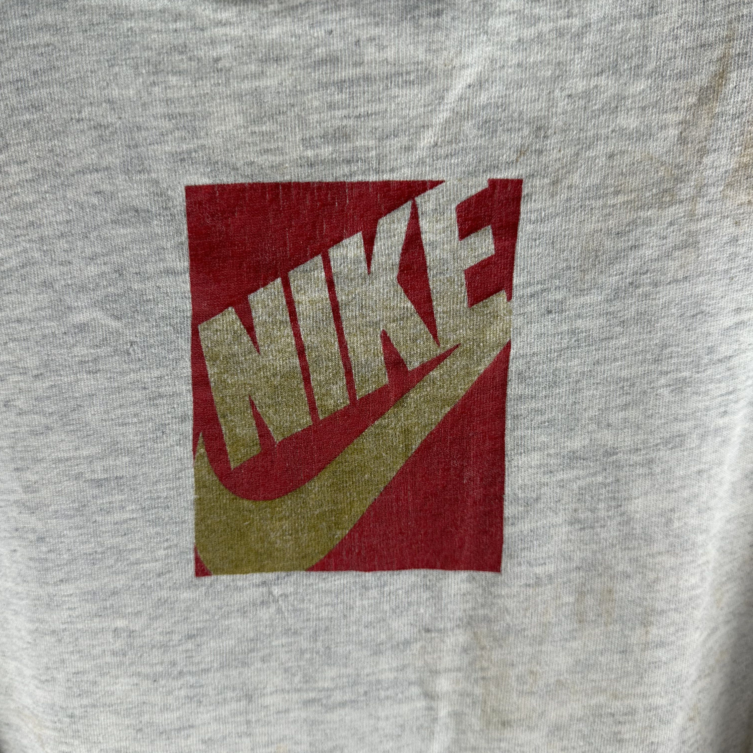 Vintage Vintage Nike 90s Charles Barkley Basketball Graphic T-Shirt Size US XL / EU 56 / 4 - 4 Thumbnail