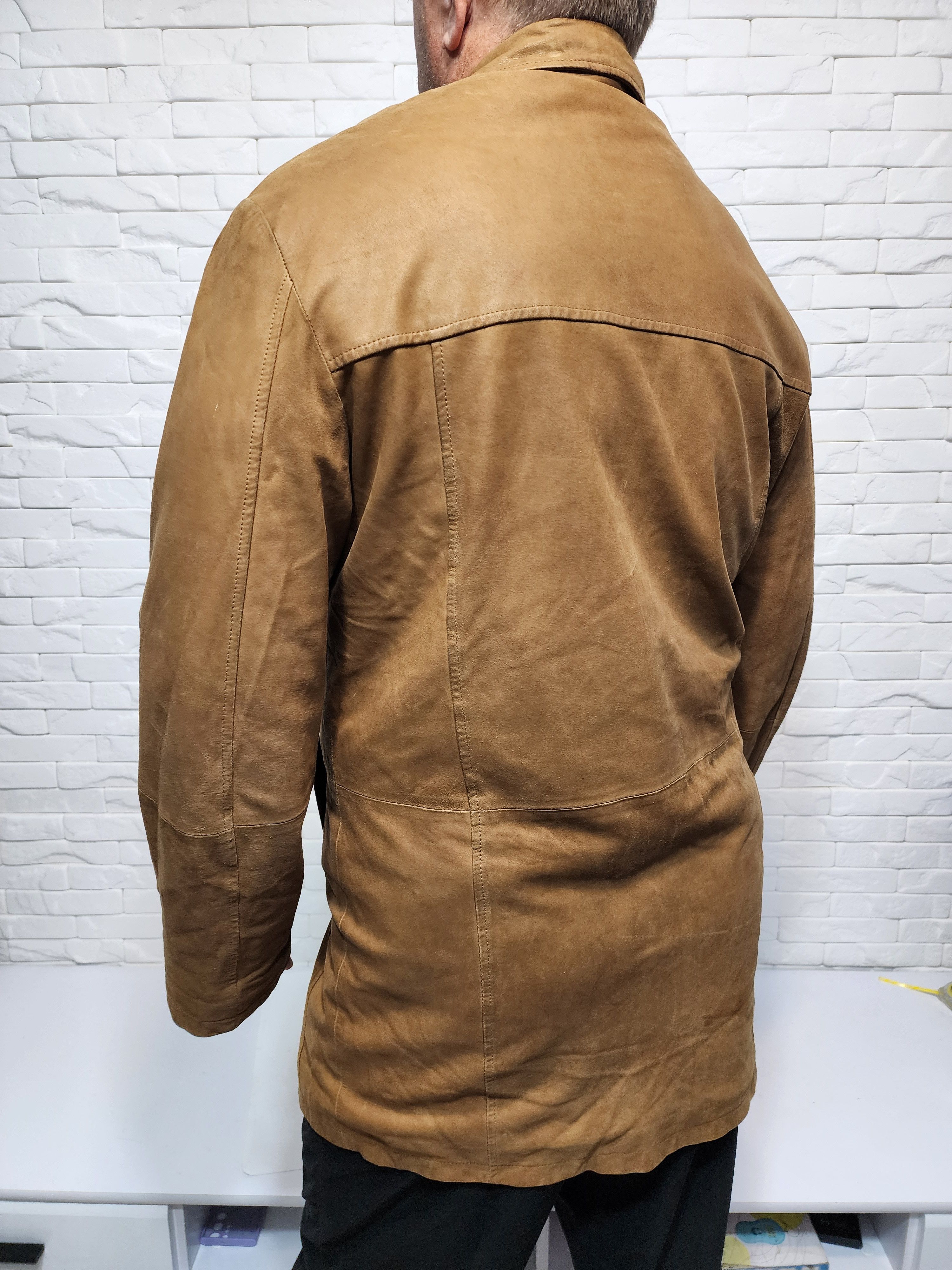 Genuine Leather Men's Brown Leather Jacket: Button Front, Size US L / EU 52-54 / 3 - 6 Thumbnail