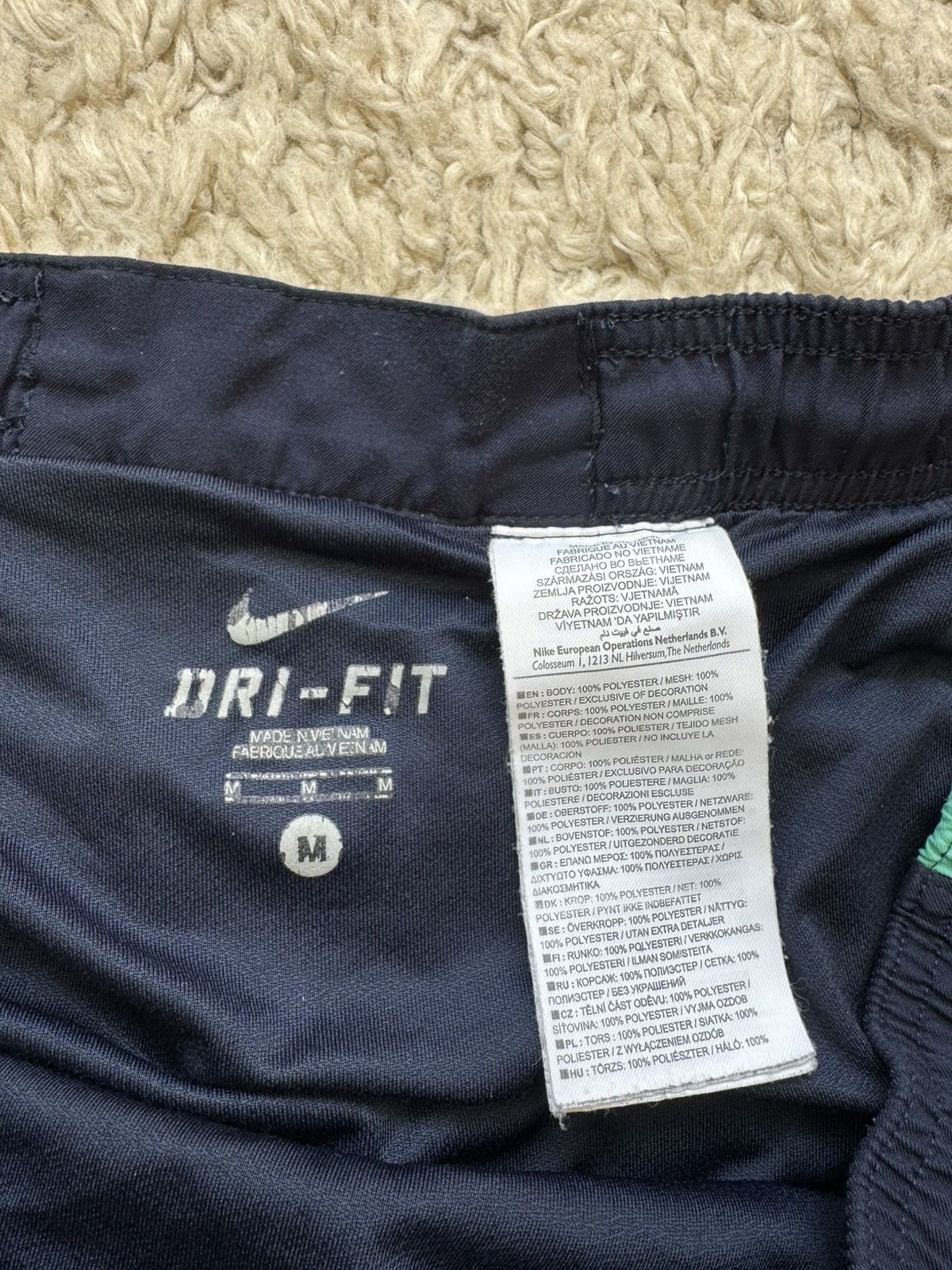 Nike Barcelona 2010-2011 Away Soccer Shorts Football Jersey Kit Size US 32 / EU 48 - 12 Thumbnail