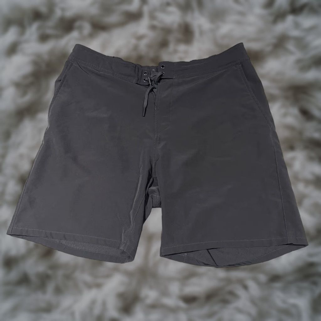 Ten Thousand Ten Thousand Shorts Mens XL Gray The Foundation Stretch Workout Gym Training Elastic Waist Drawstring Moisture Wicking Athletic Activewear Size US 36 / EU 52 - 1 Thumbnail