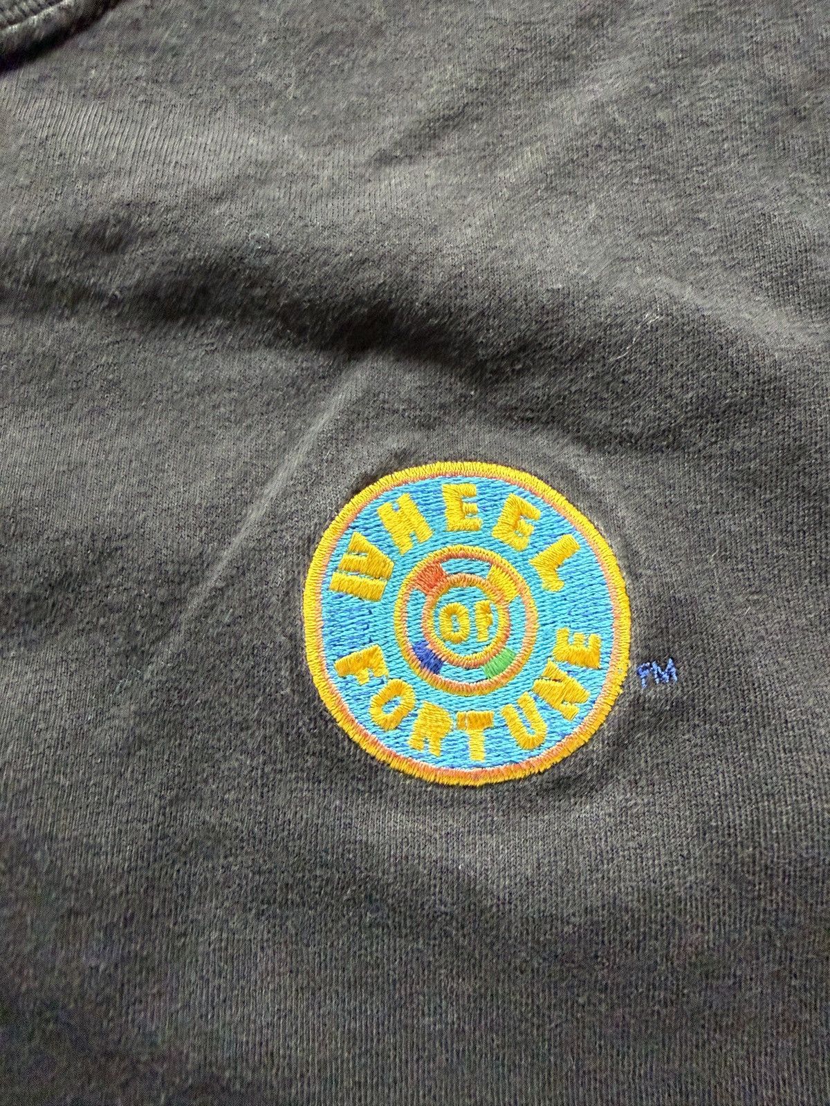 Vintage Vintage Y2K Wheel of Fortune Embroidered Promo Graphic Tee Size US XL / EU 56 / 4 - 4 Thumbnail