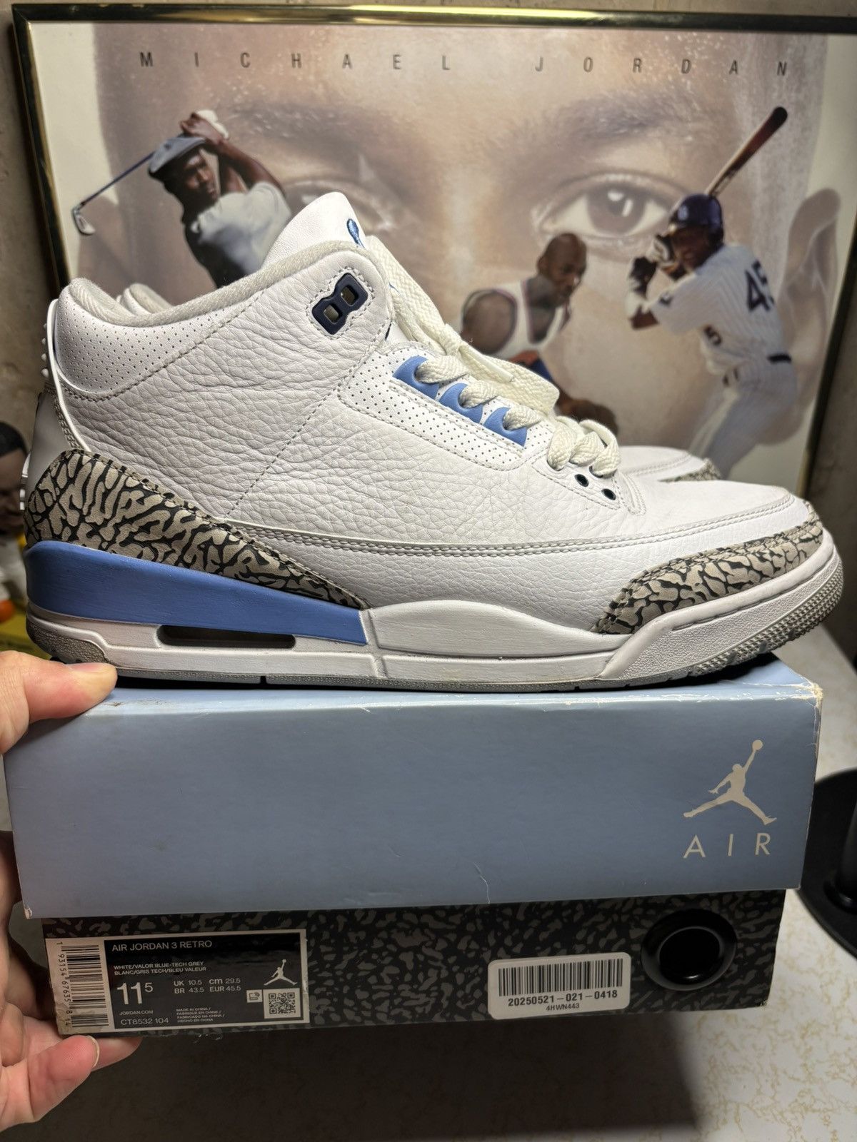 Jordan Brand Air Jordan 3 Retro UNC Size US 11.5 / EU 44-45 - 1 Thumbnail