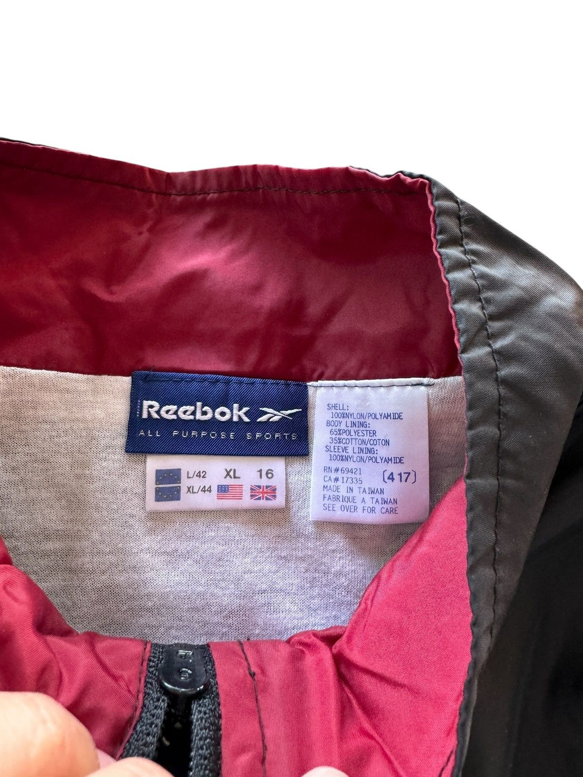 Reebok × Vintage Vintage Adidas Black Windbreaker With Red Line Embroidery Size US XL / EU 56 / 4 - 6 Thumbnail