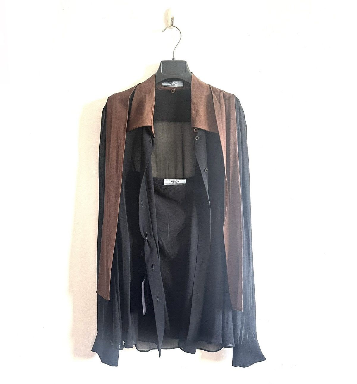 Prada Prada semi-sheer silk blouse with tank top and scarf Size M / US 6-8 / IT 42-44 - 4 Thumbnail