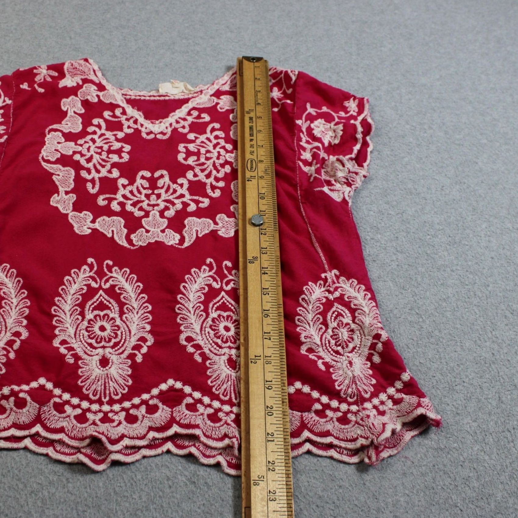 Pinko Solitaire Shirt Women L Pink Embroidered Boho Scallop Hem Floral Short Sleeve Size L / US 10 / IT 46 - 5 Thumbnail
