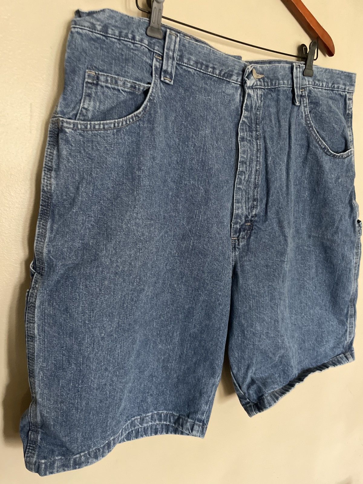 Vintage × Wrangler Wrangler Denim Jean Shorts Jorts 42 vintage BLUE Carpenter 🔥 Size US 42 / EU 58 - 2 Thumbnail