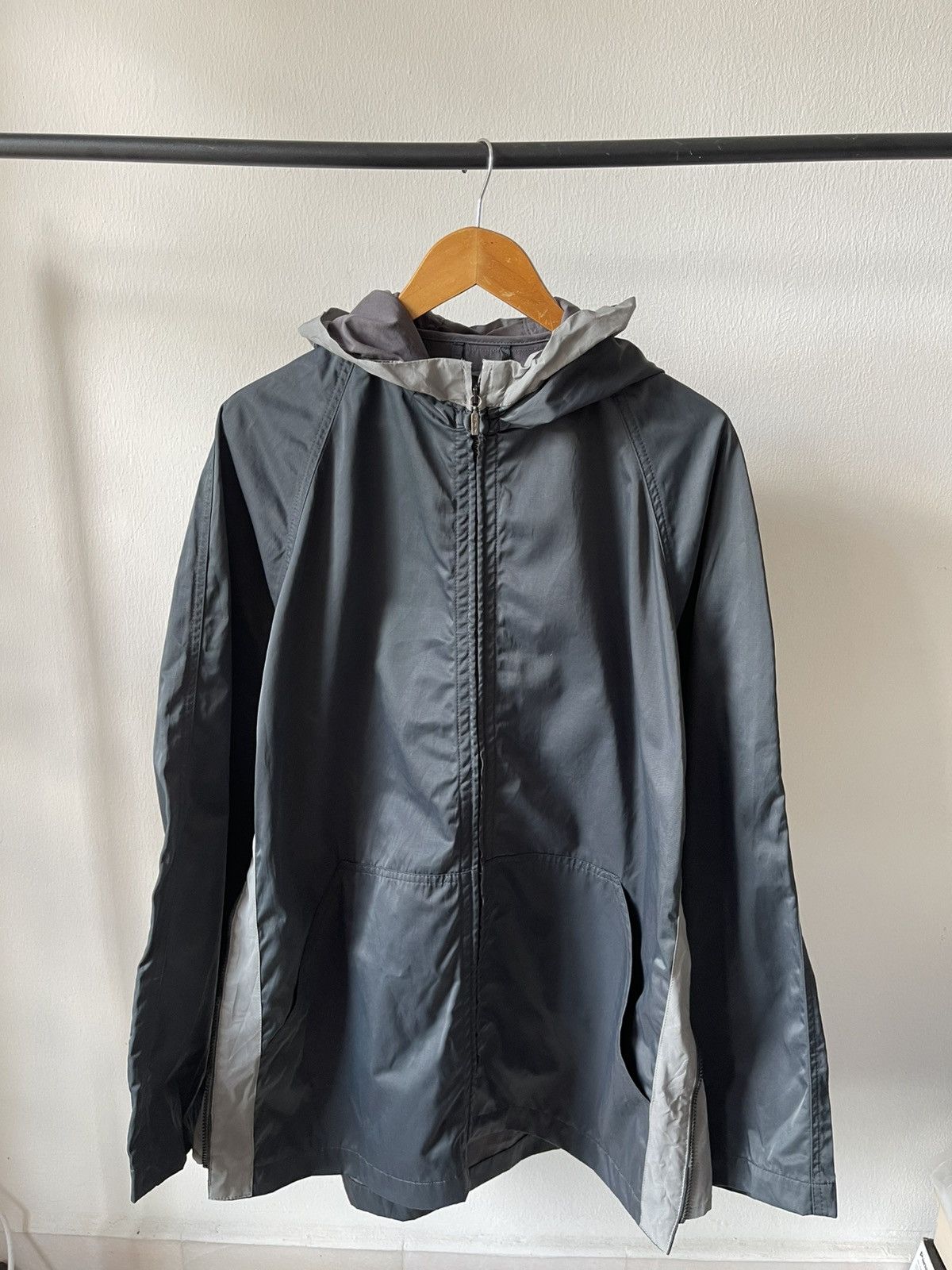 Gianfranco Ferre 90s Gianfranco Ferre Zipper Jacket 10 Size US XL / EU 56 / 4 - 1 Thumbnail