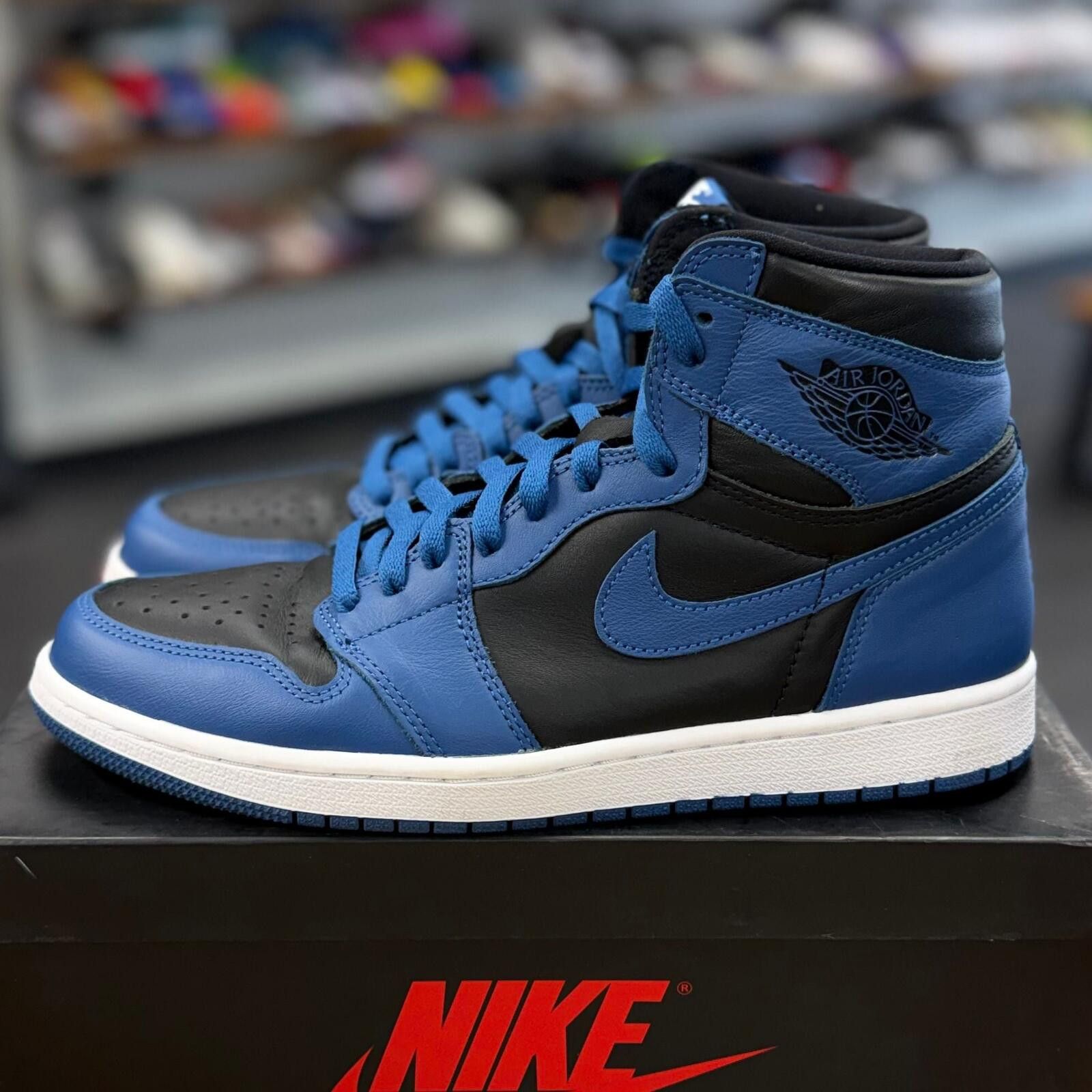 Jordan Brand Jordan 1 Retro High OG Dark Marina Blue - Preowned Size US 9.5 / IT 39.5 - 3 Thumbnail